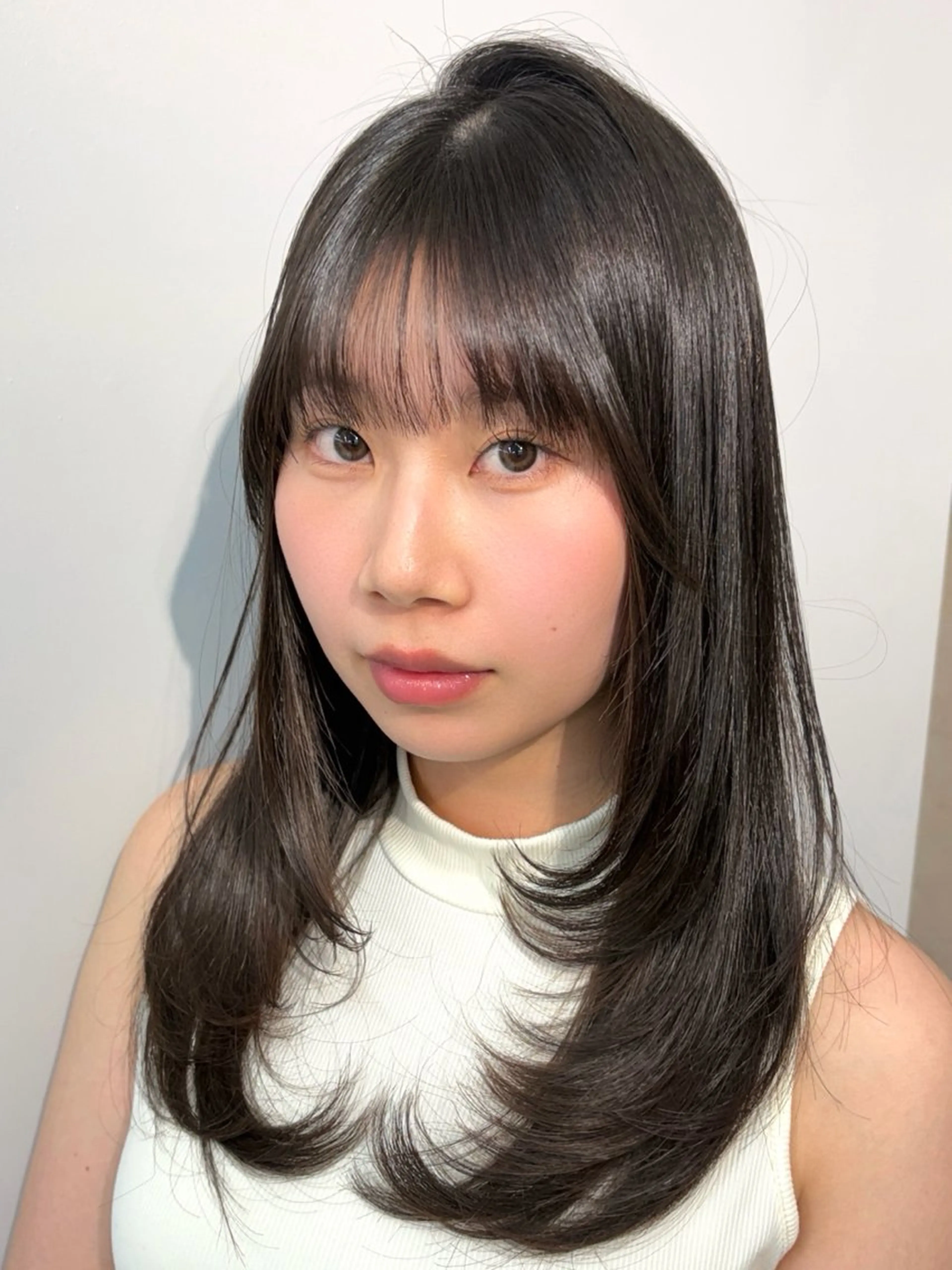 ミディアム レイヤー×ツヤカラー 渋谷/kougaのヘアスタイル