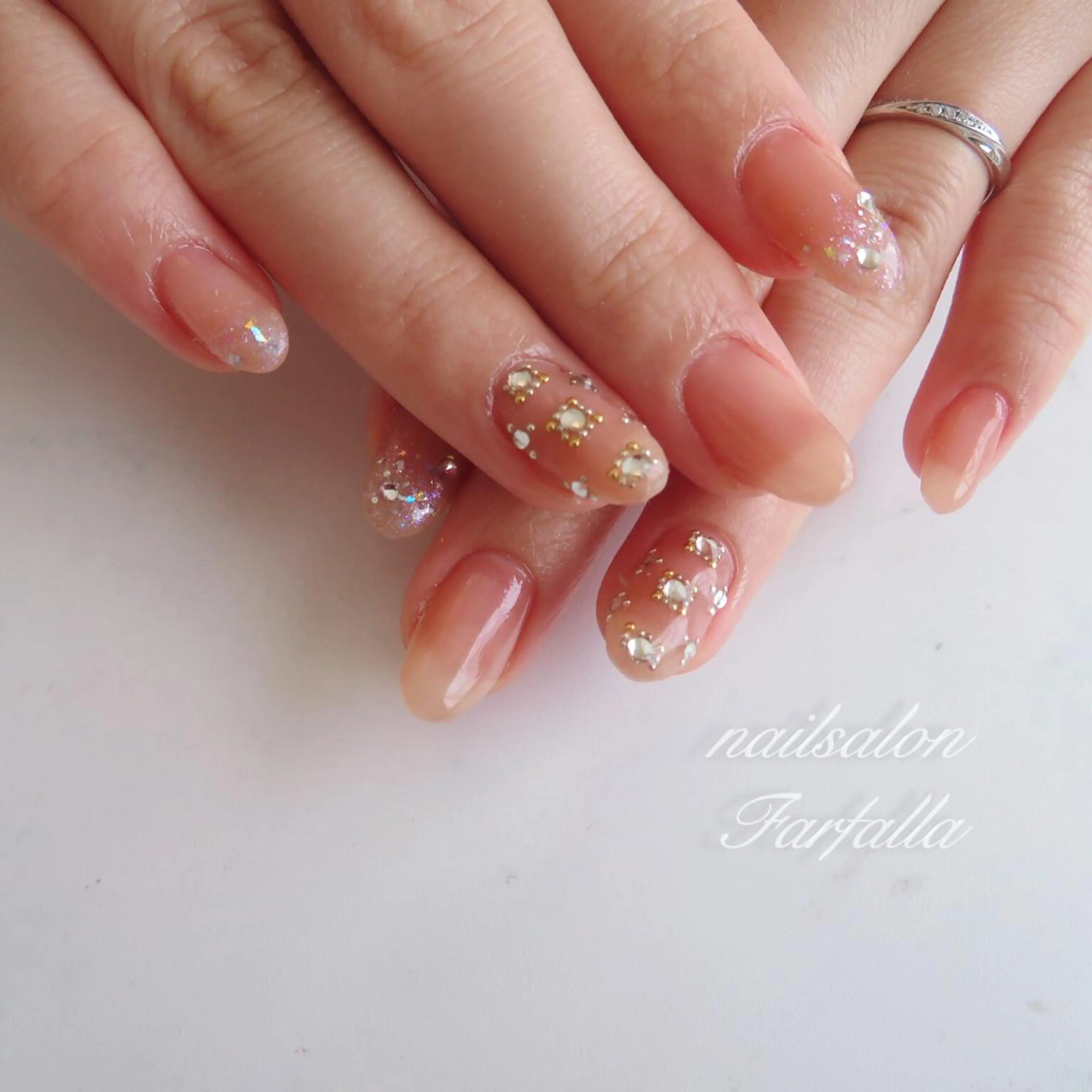 ネイル Farfalla Kieのネイルデザイン