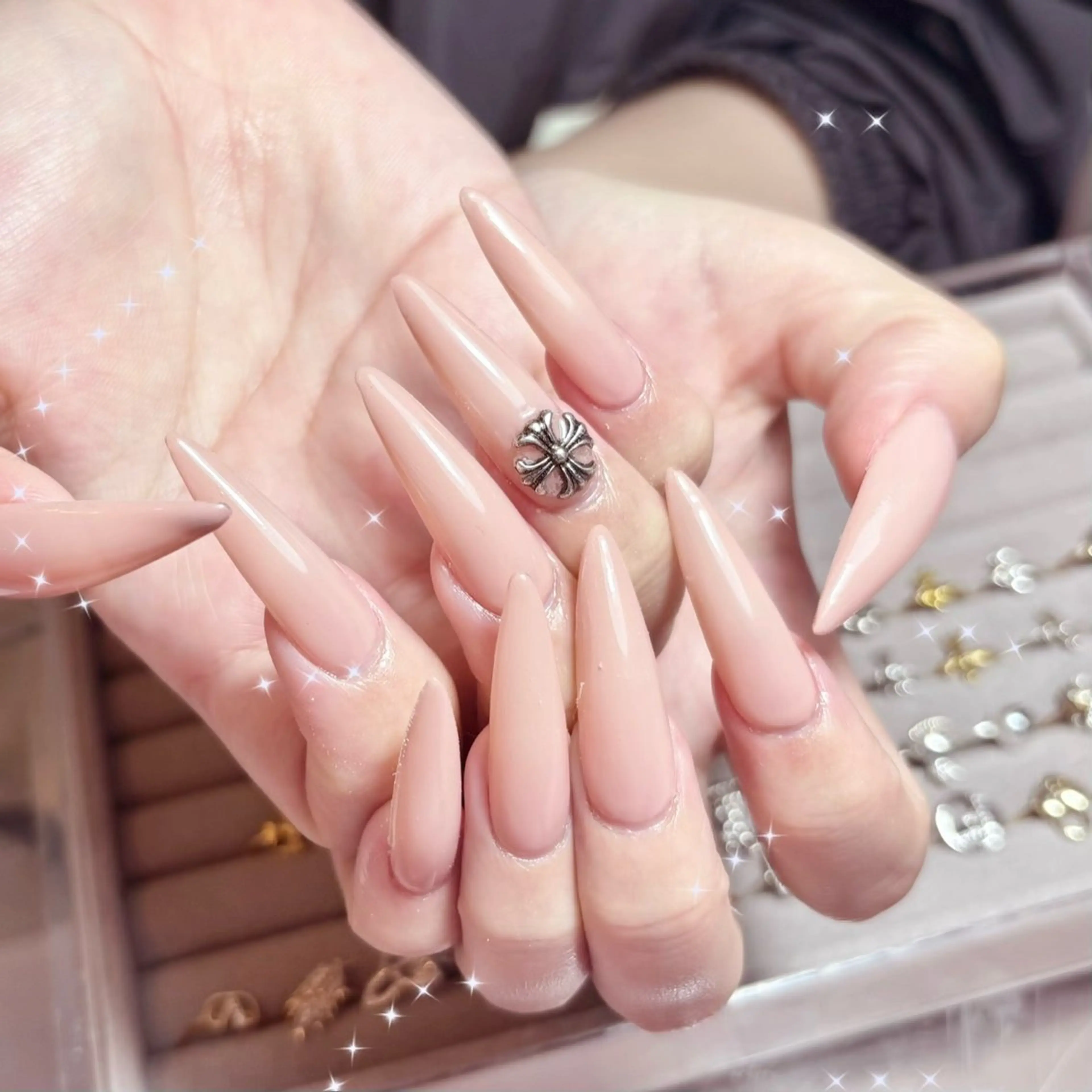 ネイル Momoka .のネイルデザイン