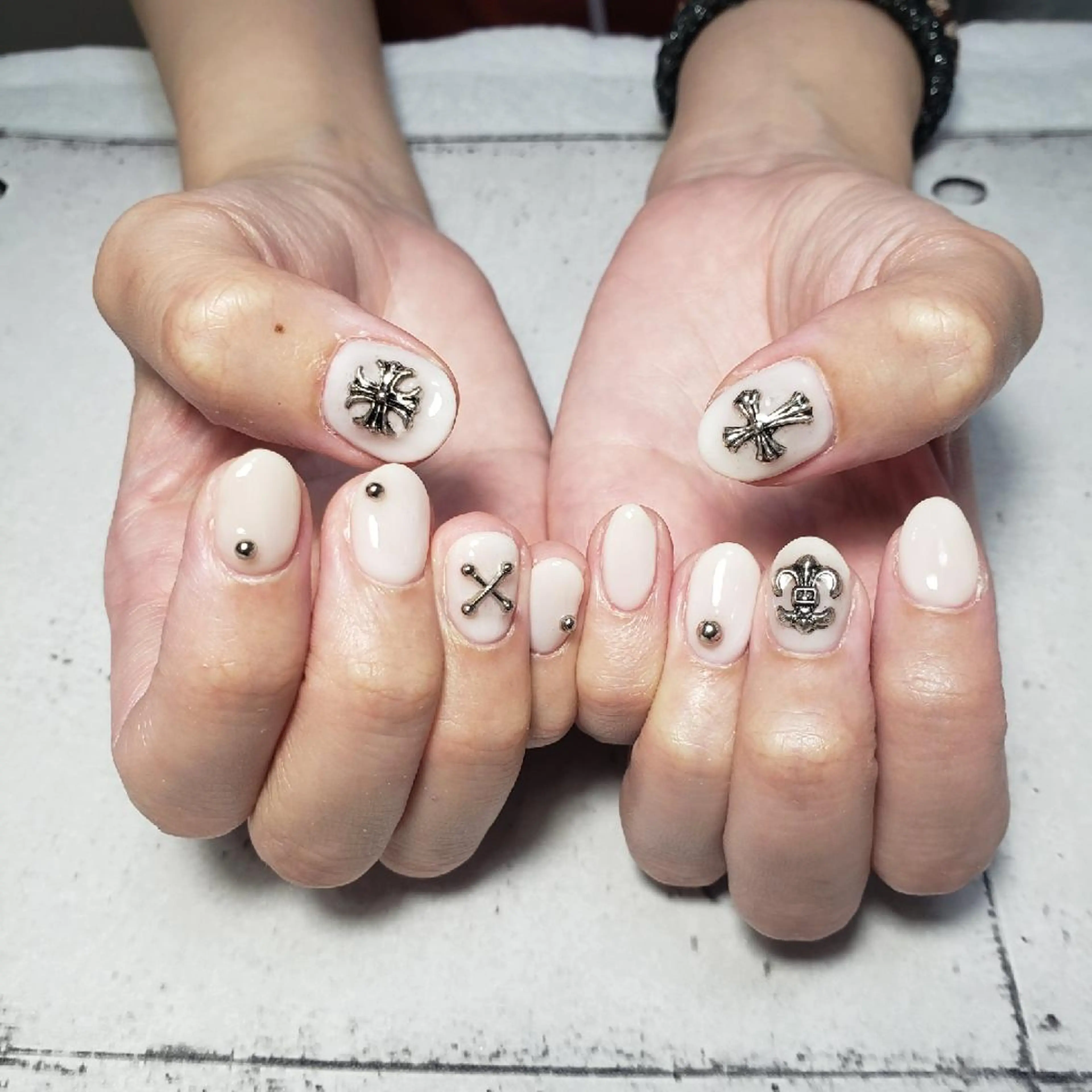 ネイル ビジュード ネイルのネイルデザイン