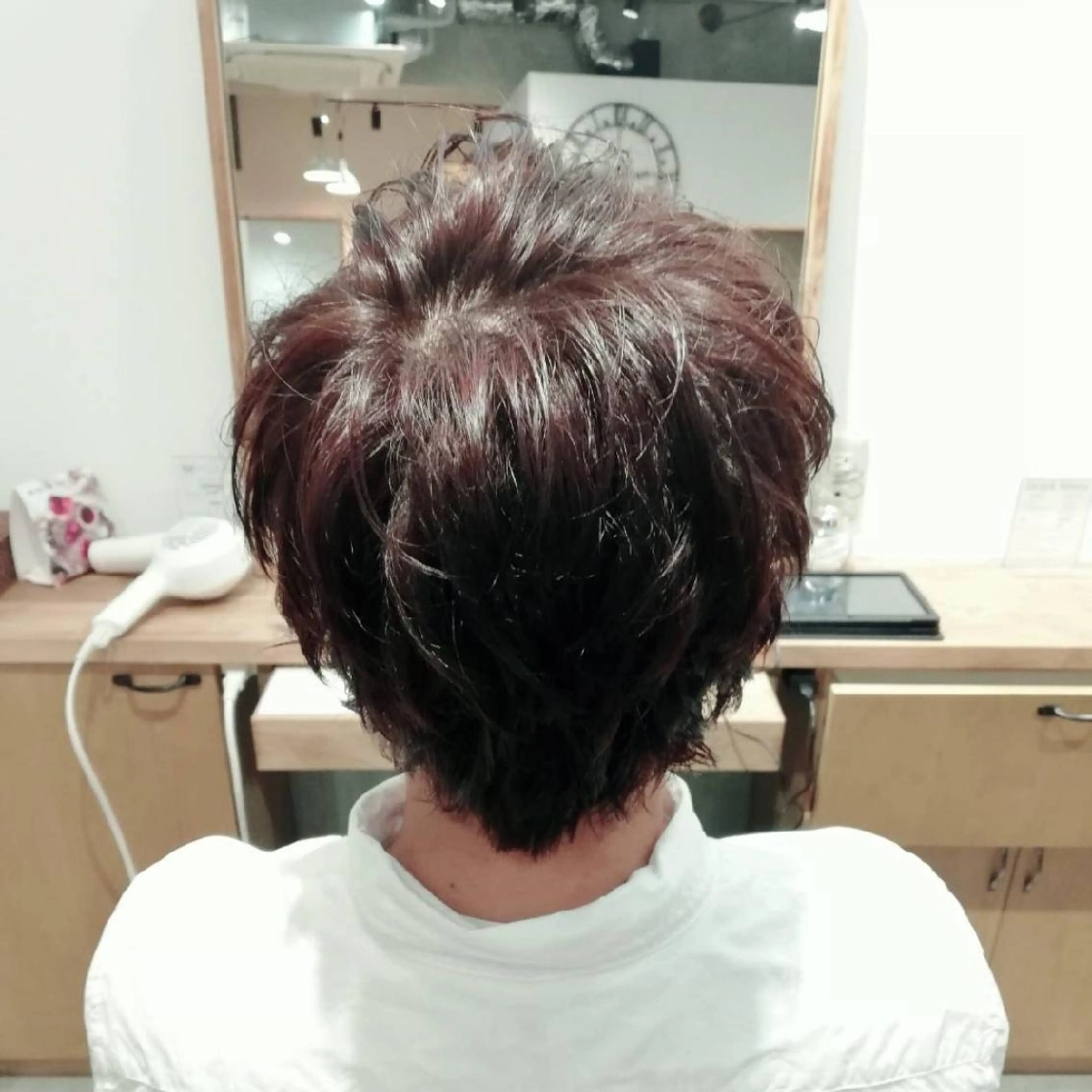 ショート メンズ カラー 安岡美咲✂︎ 艶カラー/髪質改善のヘアスタイル