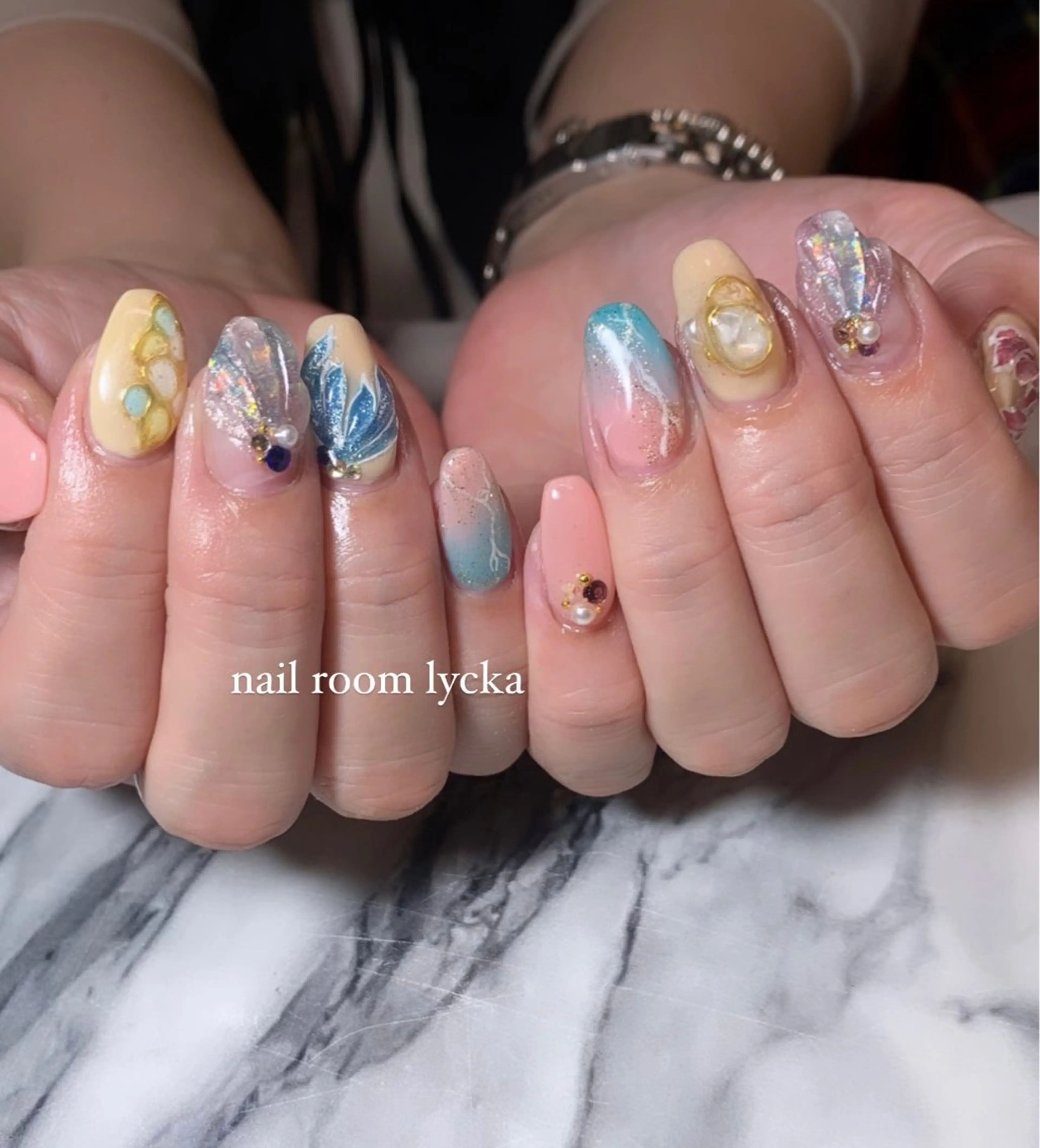 ネイル ﾈｲﾙﾙｰﾑﾘｯｶ 𝐦𝐚𝐲𝐮のネイルデザイン