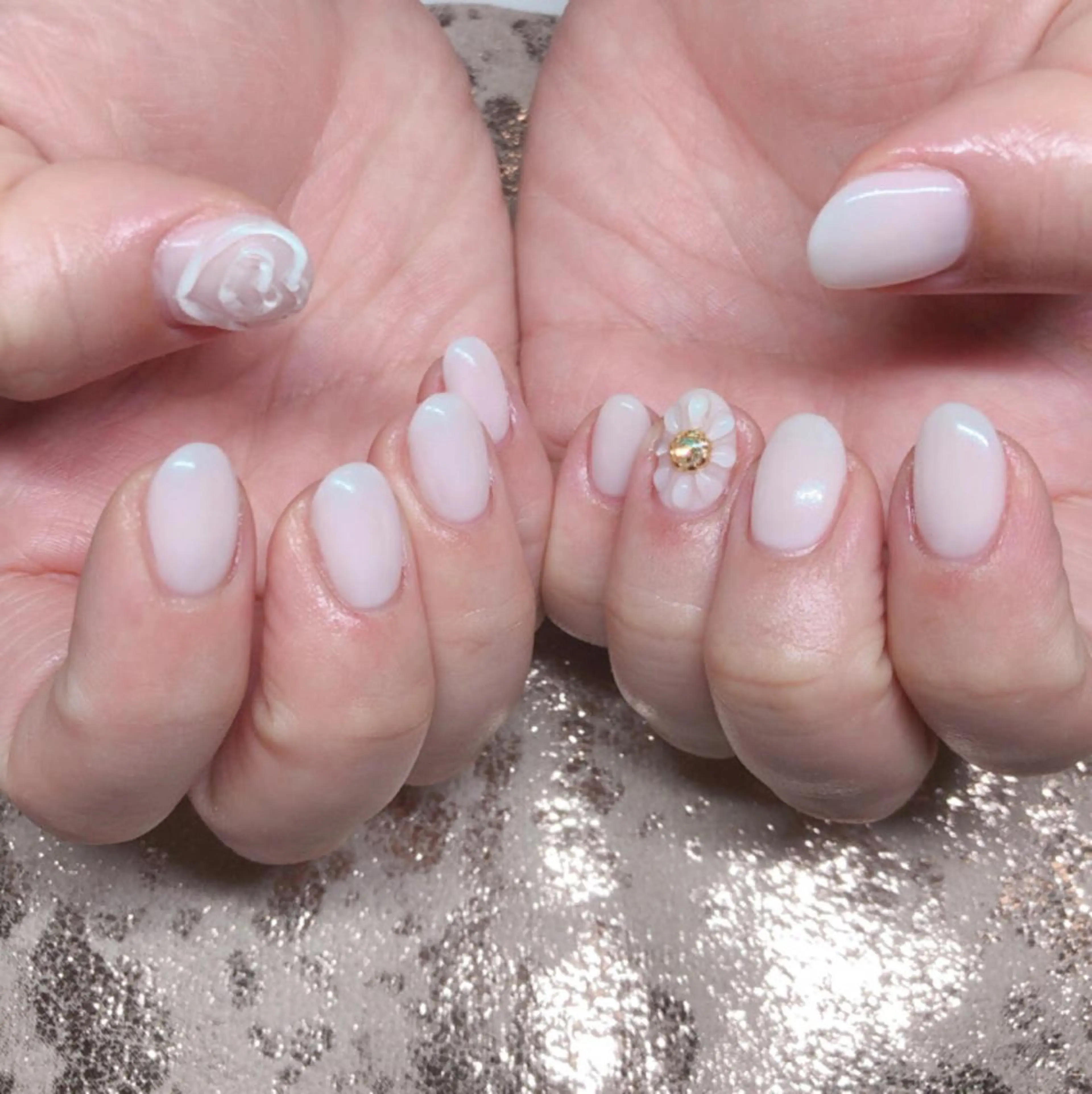 ネイル 個室ネイルサロンDolly Girl〜ドーリーガール〜所属・DollyGirl KYOKOのネイルデザイン