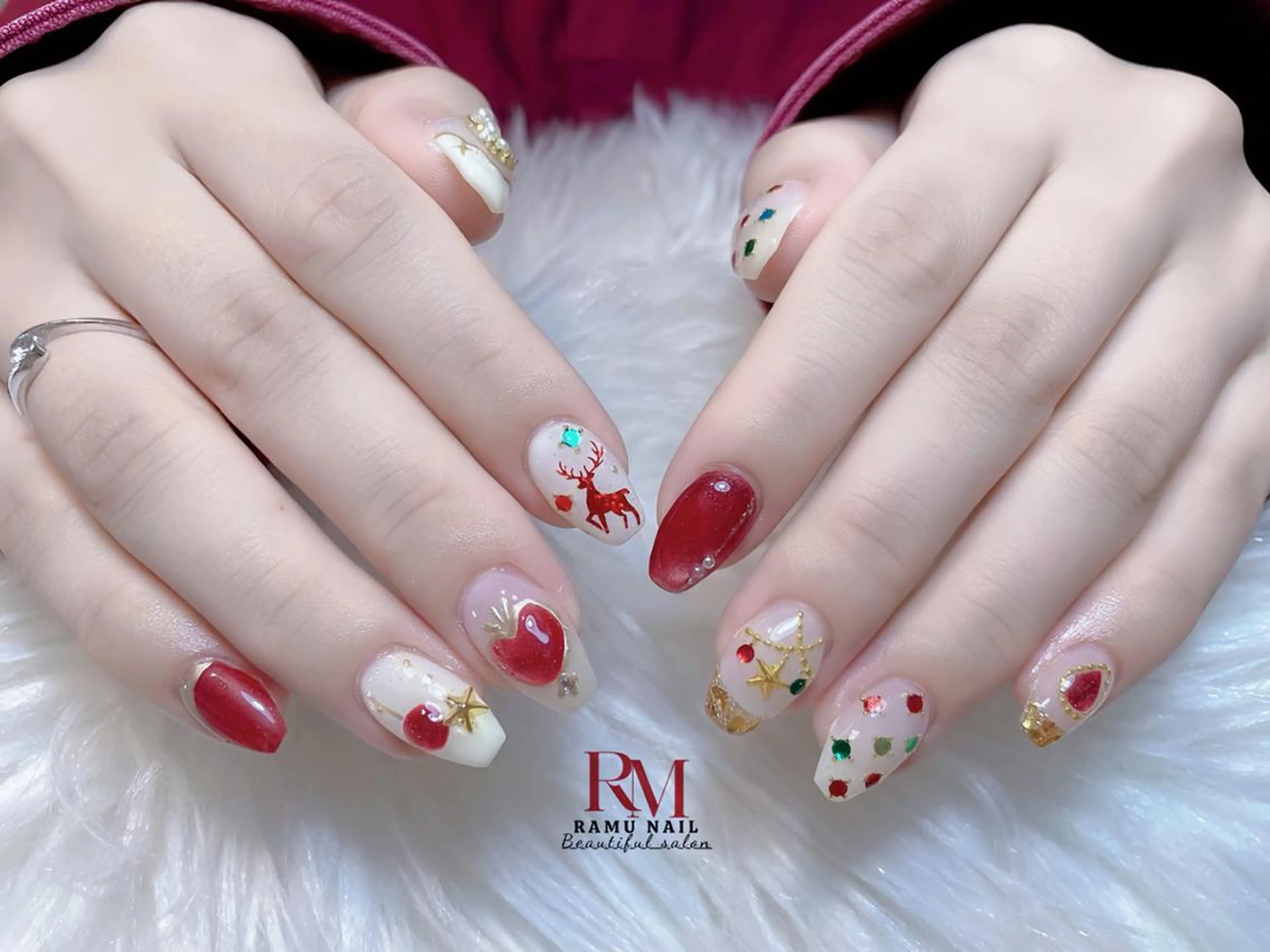 ネイル アートネイル チークネイル 長さ出し フレンチネイル グラデーション ハンドネイル RAMU_Nail 池袋店のネイルデザイン