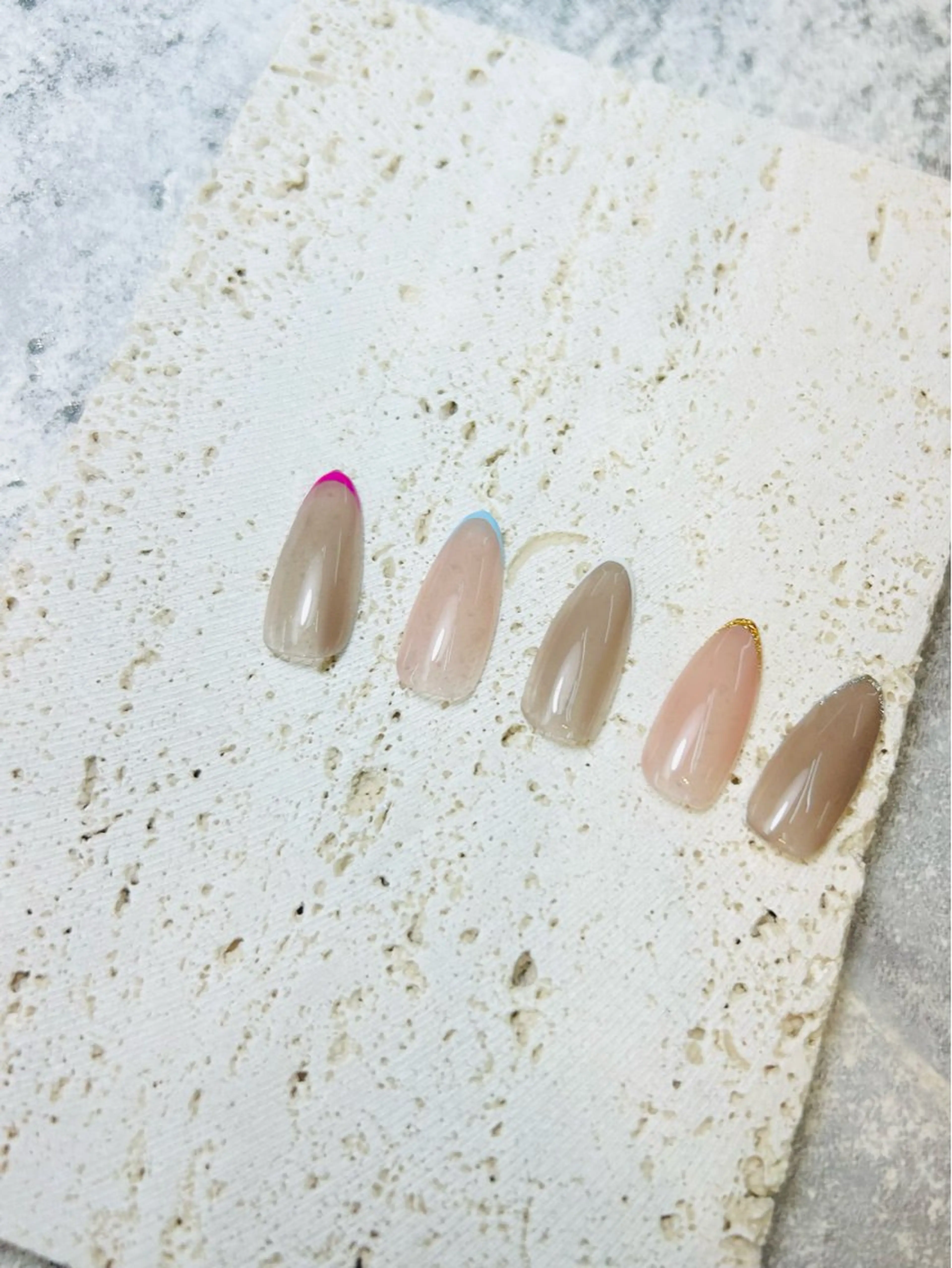 上品オフィスネイル！　スキニーフレンチ5300円！パラジェルは追加1000円の写真