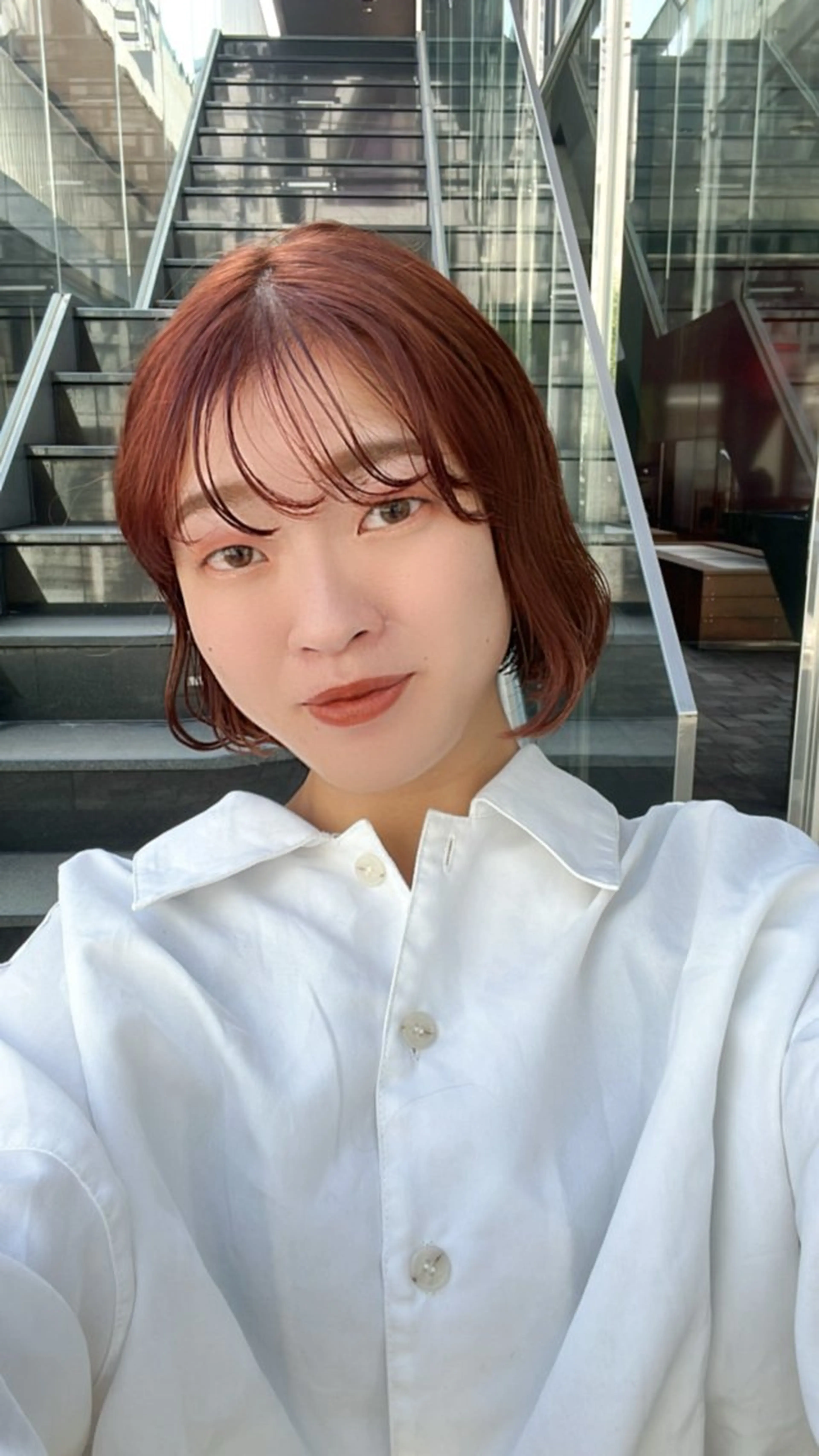 ショート カラー 🎧パーソナルケア/ 透明感カラー/ミユのヘアスタイル