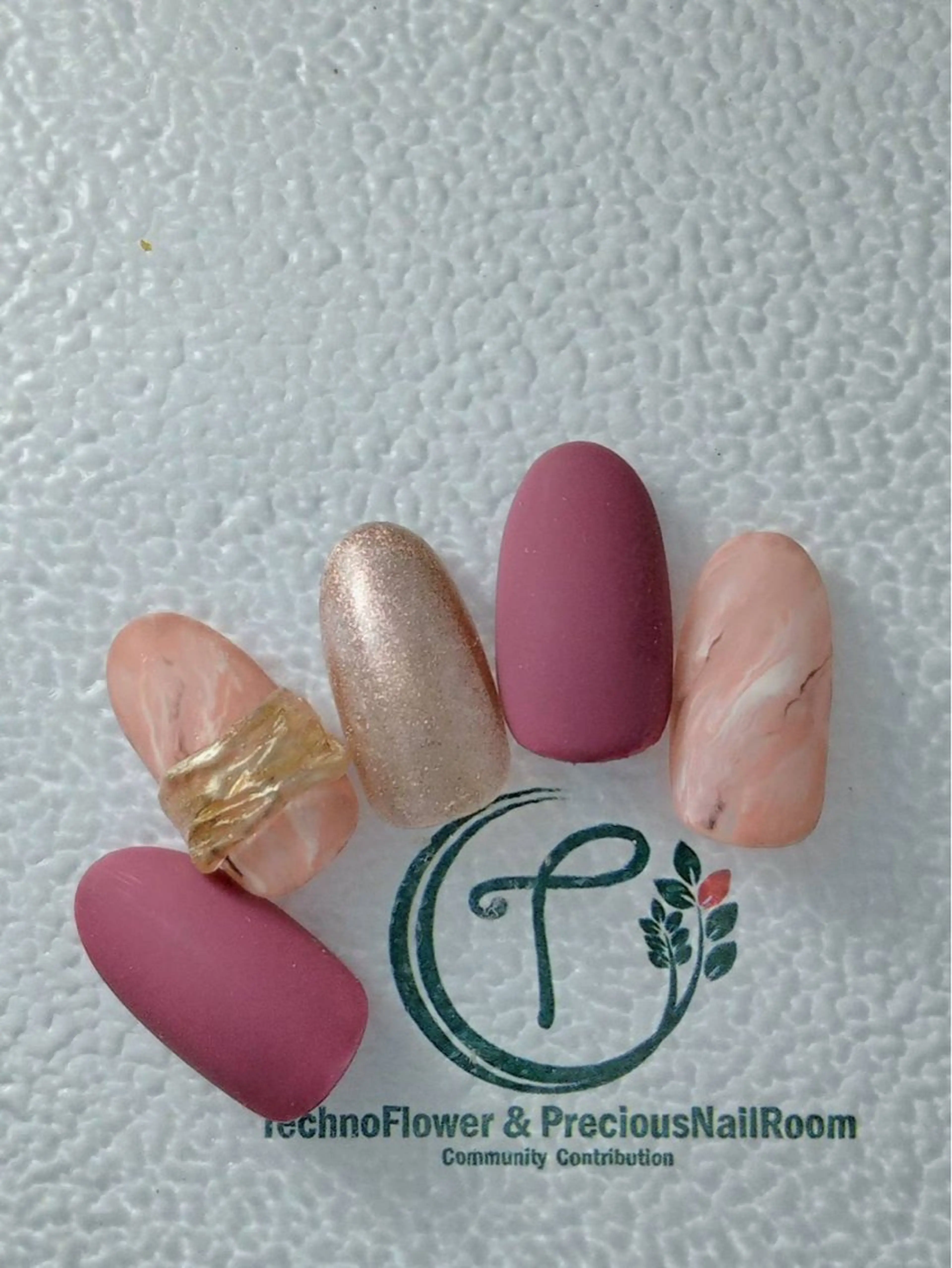 ネイル フラワーネイル precious nail room所属・precious nail roomのネイルデザイン