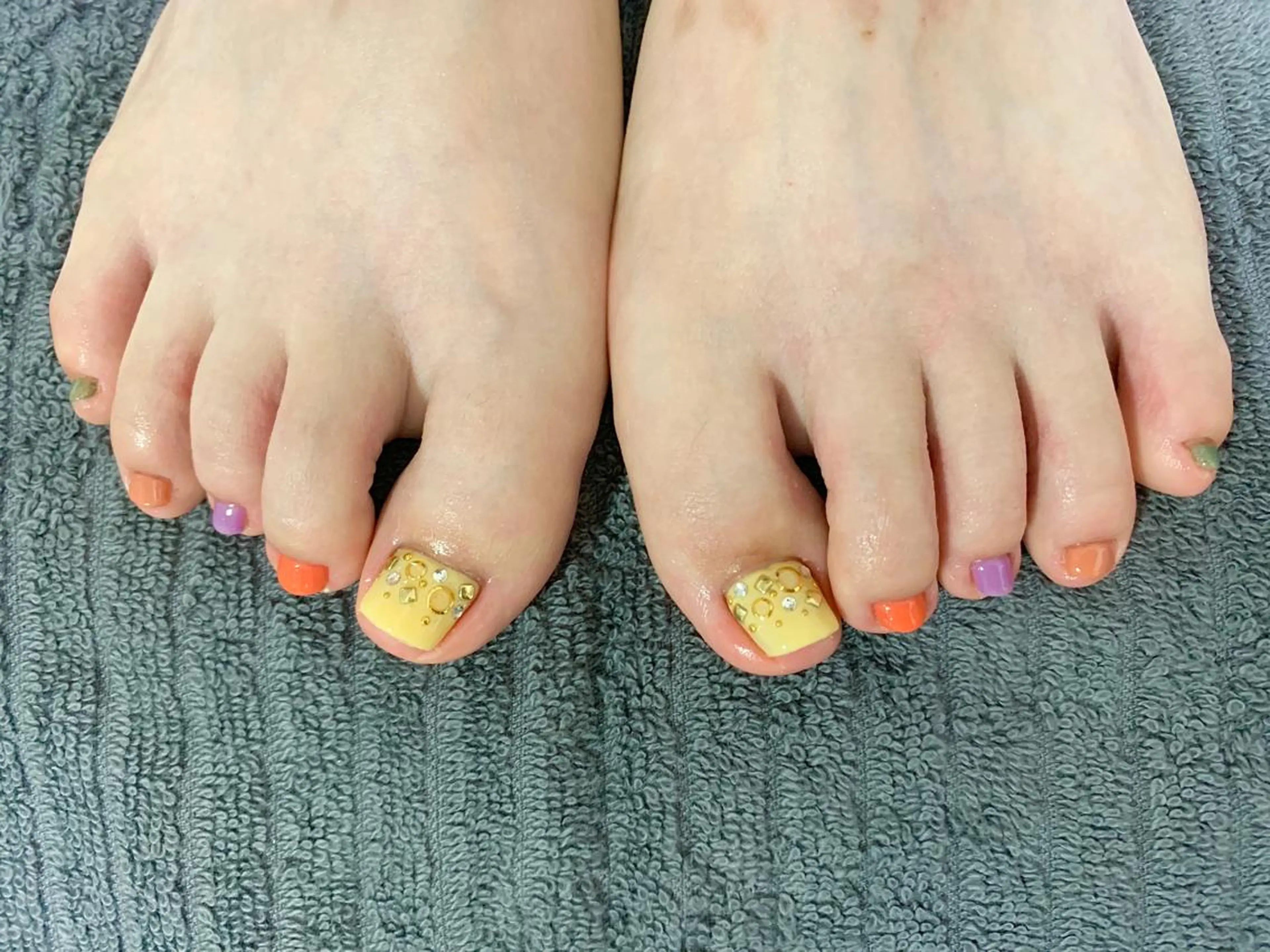 ネイル フットネイル 手塚 里奈のネイルデザイン