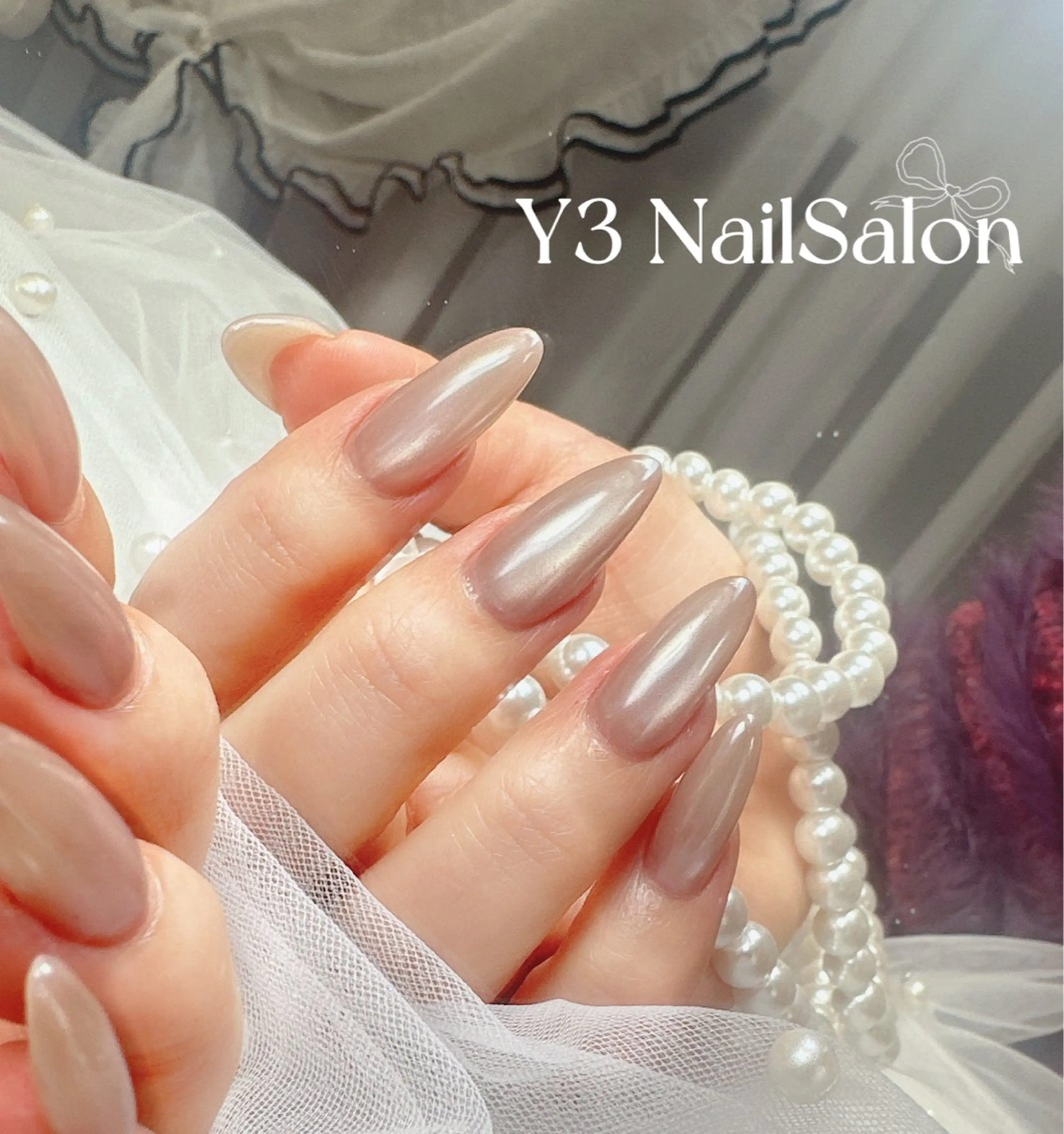 ネイル ミラーネイル Y3 Nail Salon所属・Y3 NailSalonのネイルデザイン