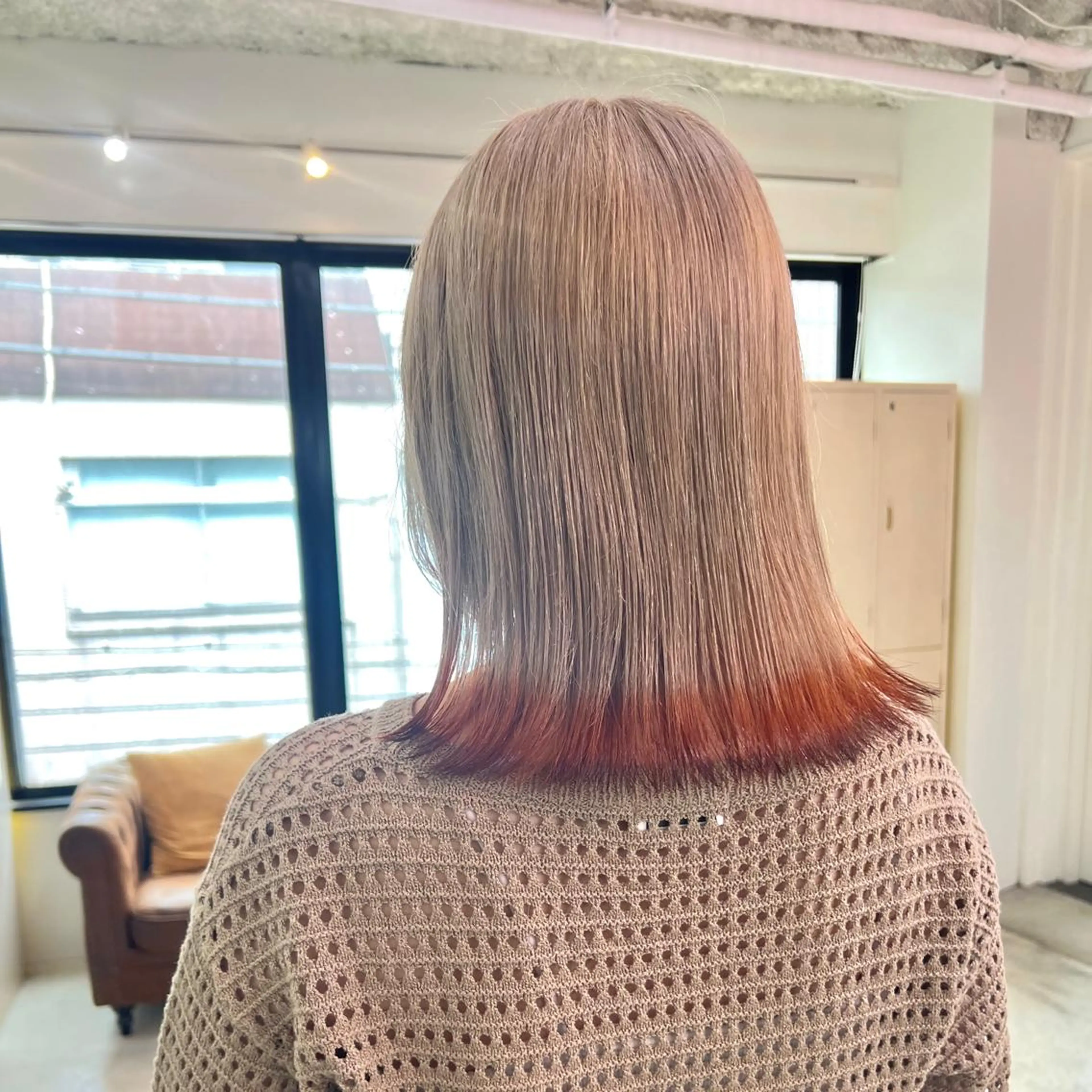 ショート カラー パーマ ヘアアレンジ メンズ ネイル マツエク・マツパ アイブロウ 🧨ブリーチー×ボブ レイヤー💎じゅえるのヘアスタイル