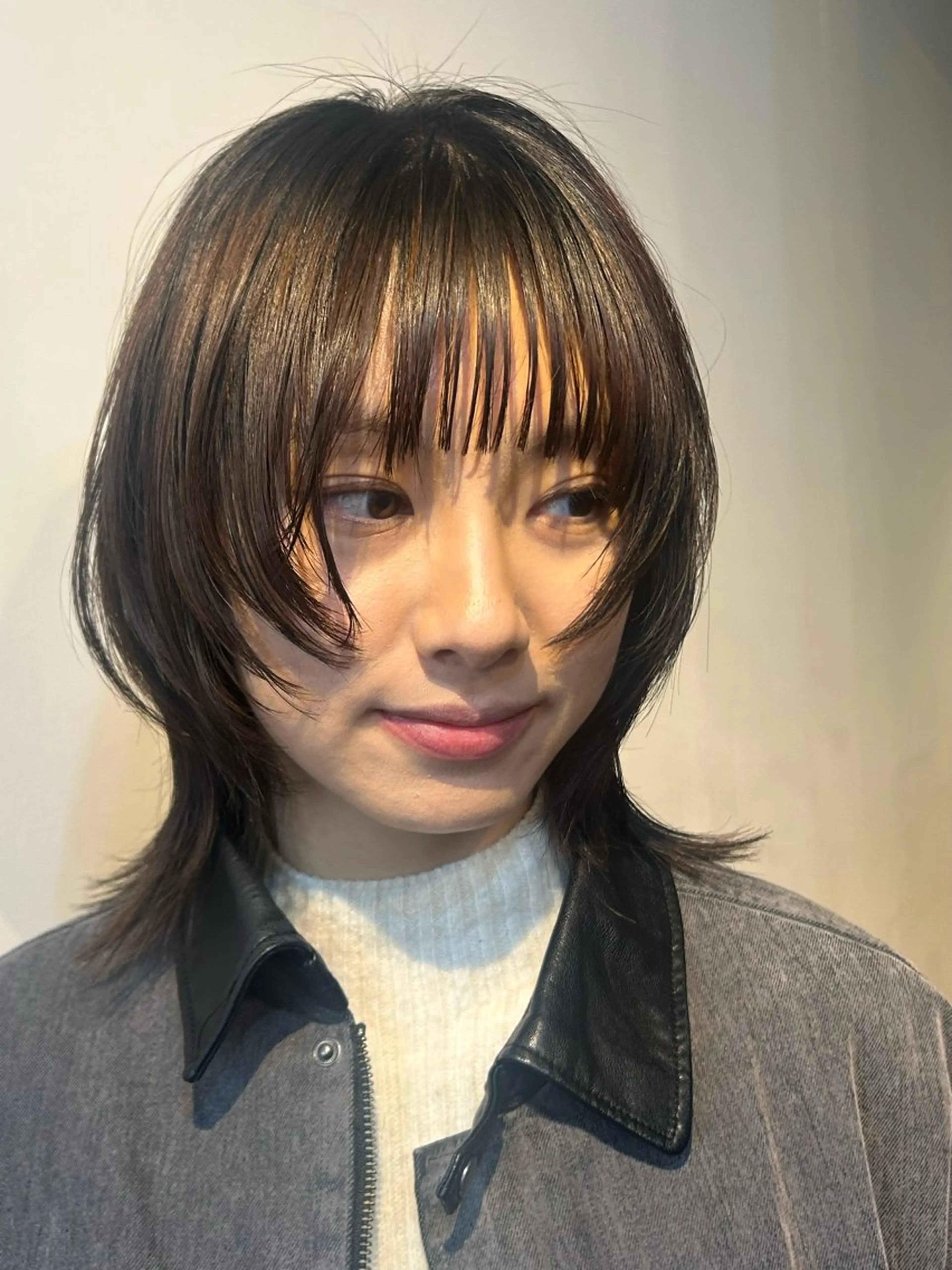 ミディアム 酸性ストレート カット 縮毛矯正 ✂韓国レイヤー 🦋みやび🪽のヘアスタイル