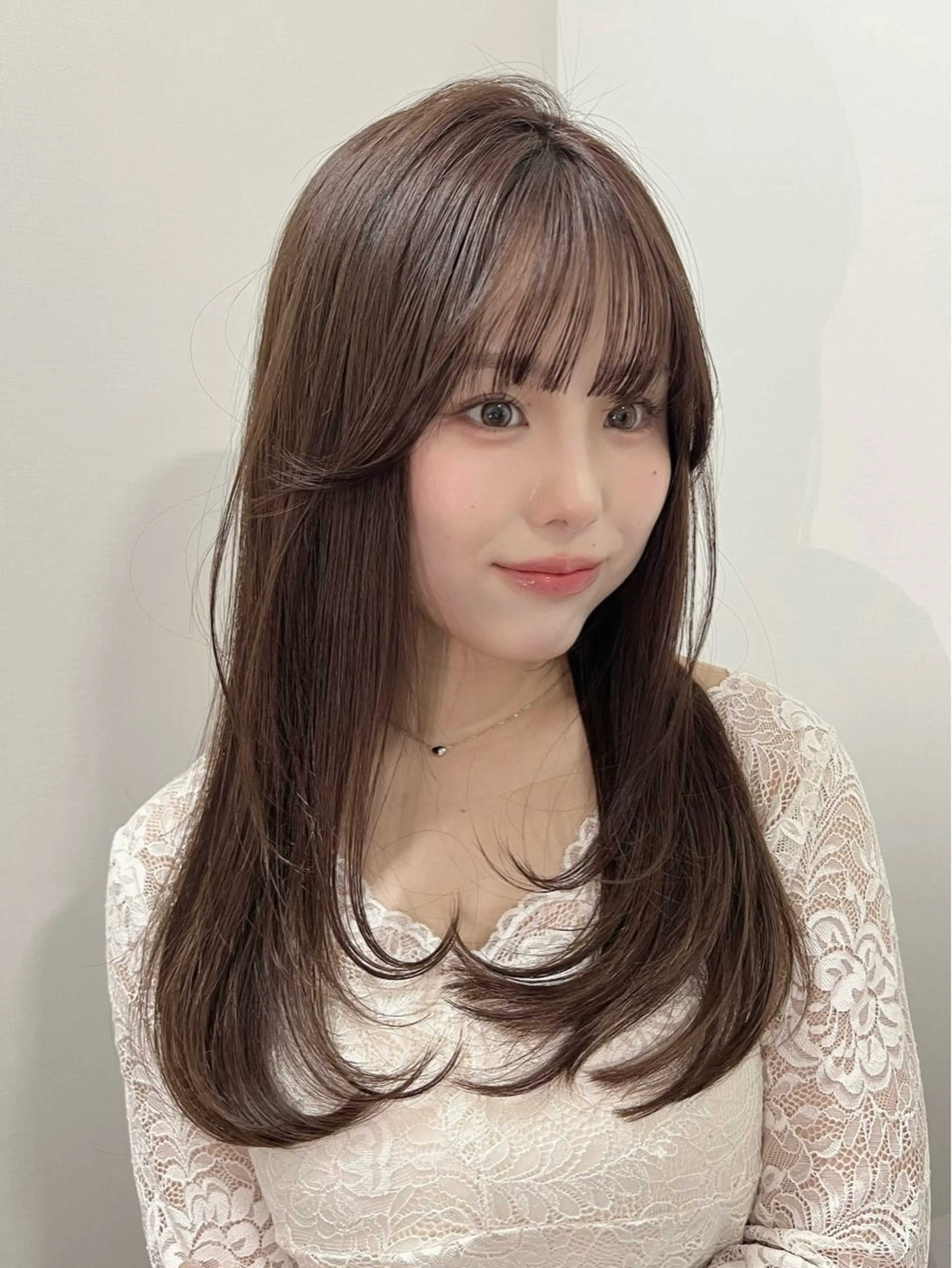 セミロング カラー カット ヘアカラー トリートメント レイヤー/韓国 ハイトーン興津史弥のヘアスタイル