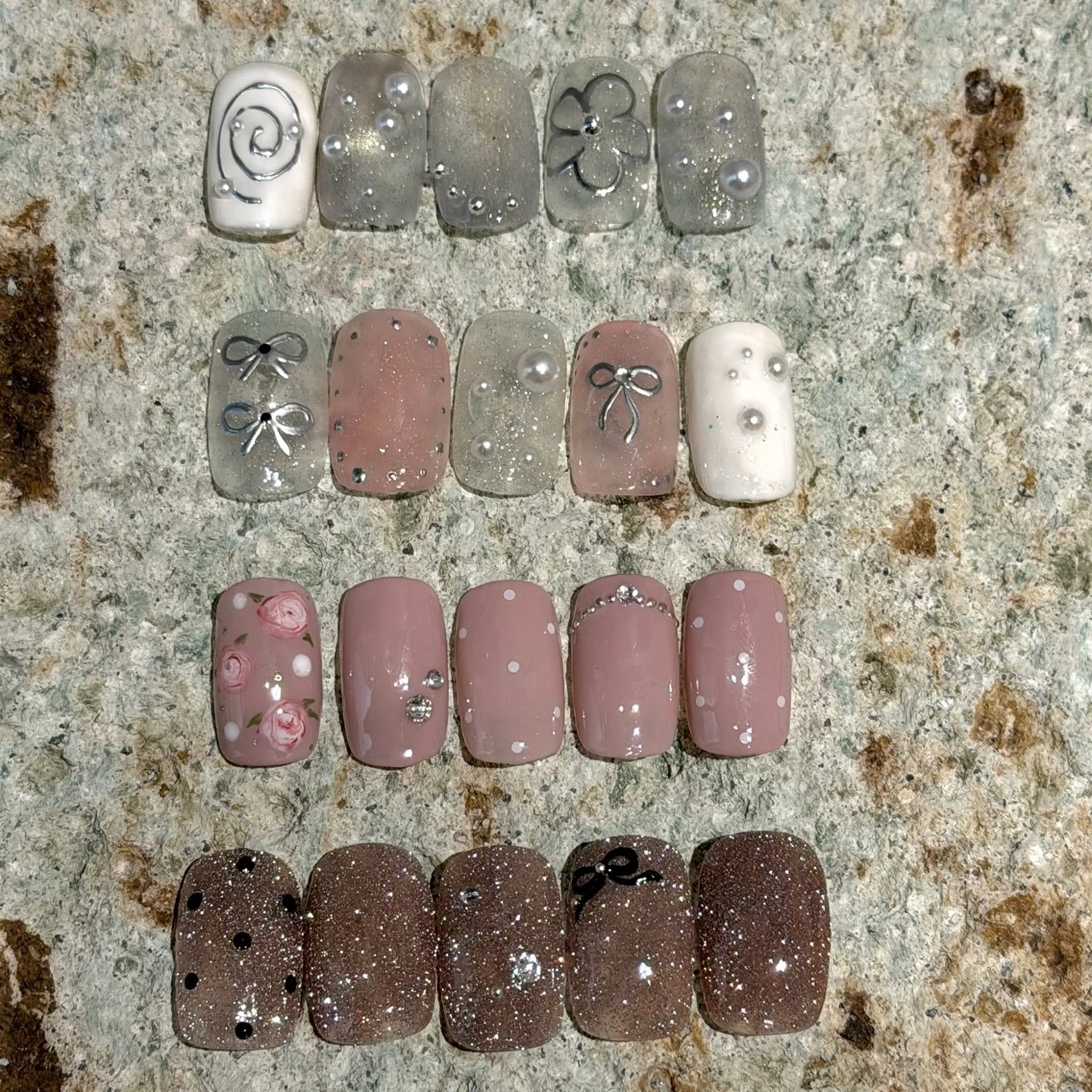 オフなし｜定額デザインネイル .⋆𝜗𝜚の写真