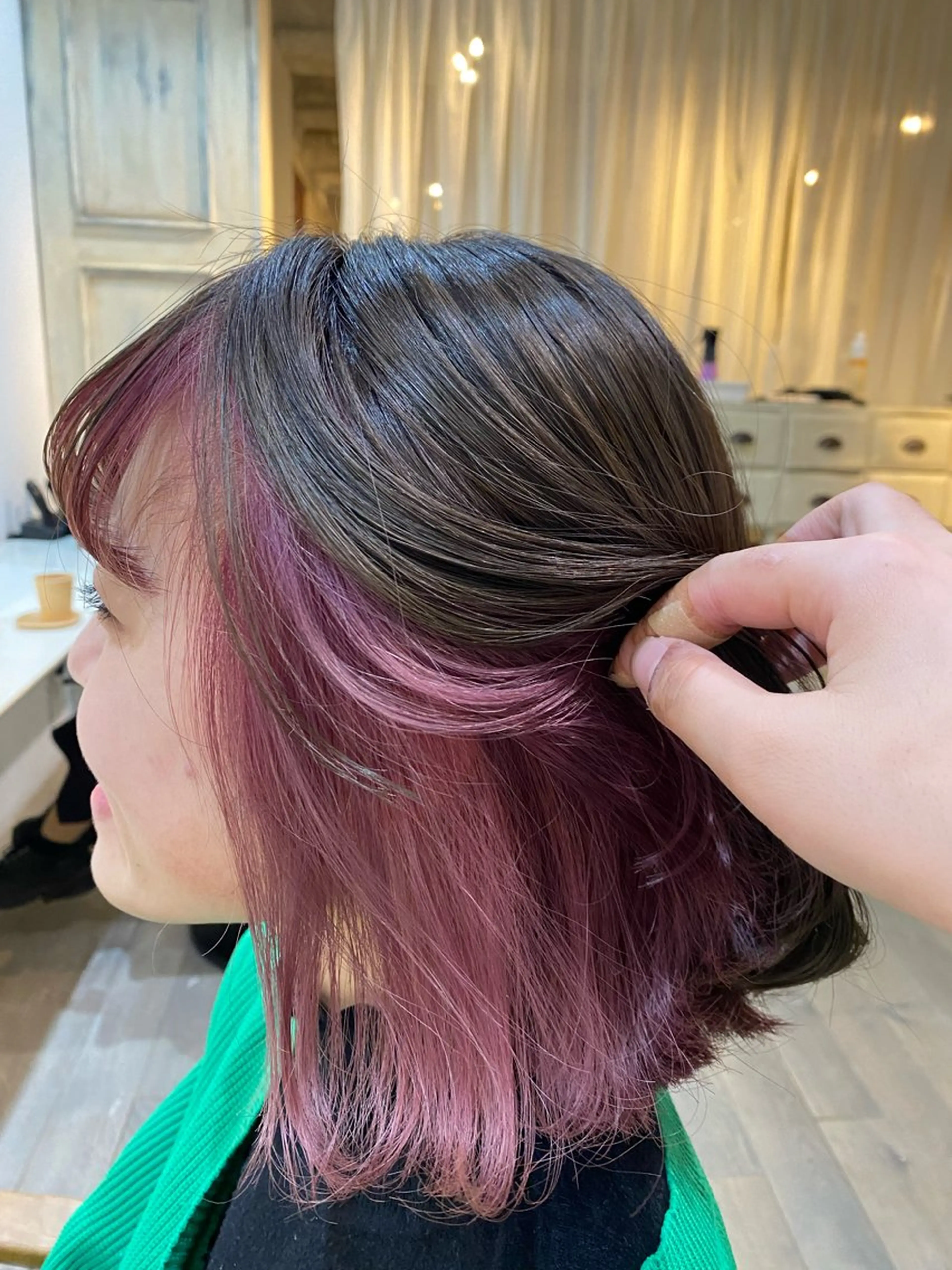 カラー インナーカラー ピンクカラー BIACE HAIR SALON所属・黒木 千晴のヘアスタイル