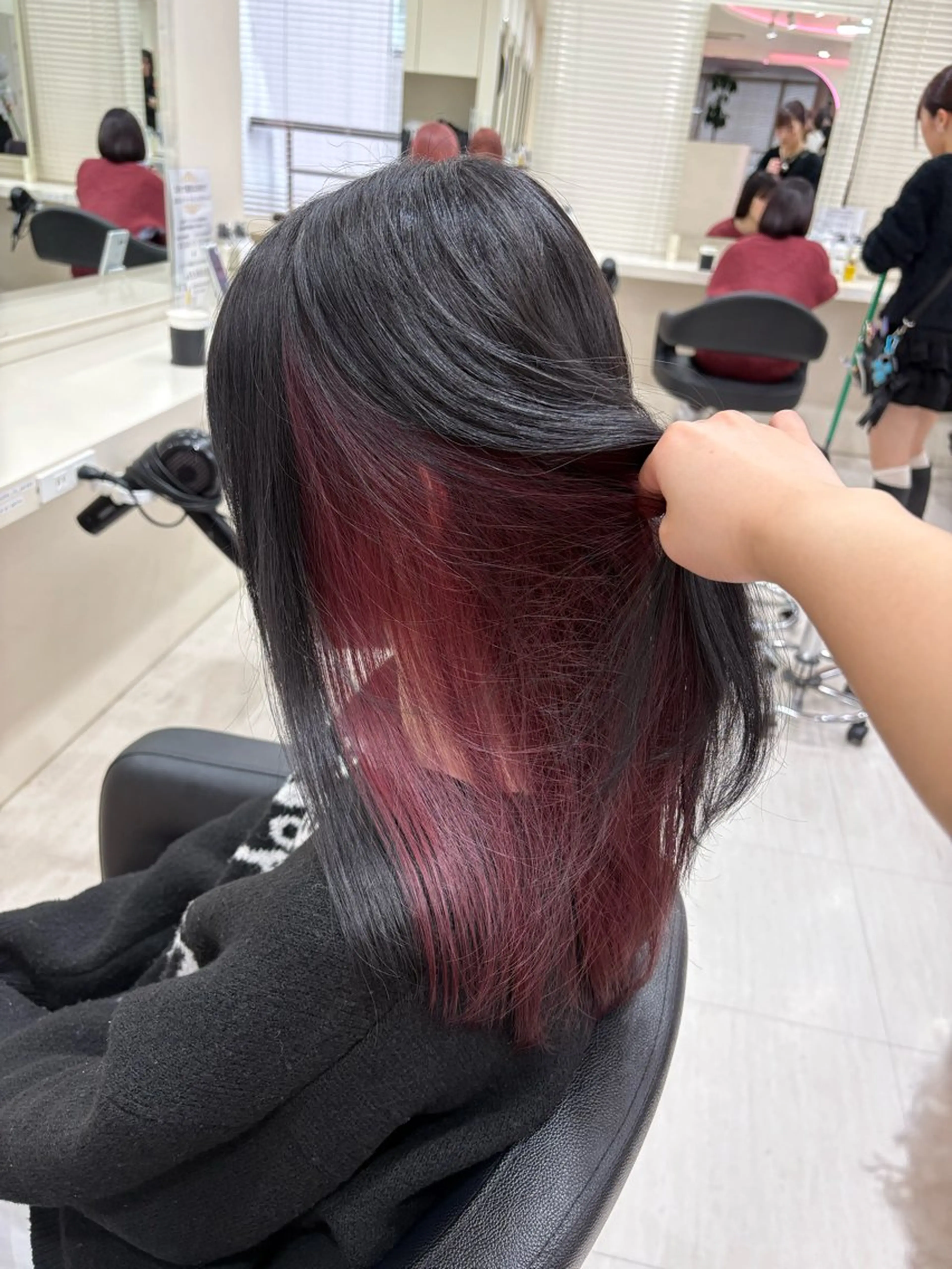 ミディアム カラー ヘアアレンジ ヘアカラー 💟RINNA 艶カラー💟のヘアスタイル