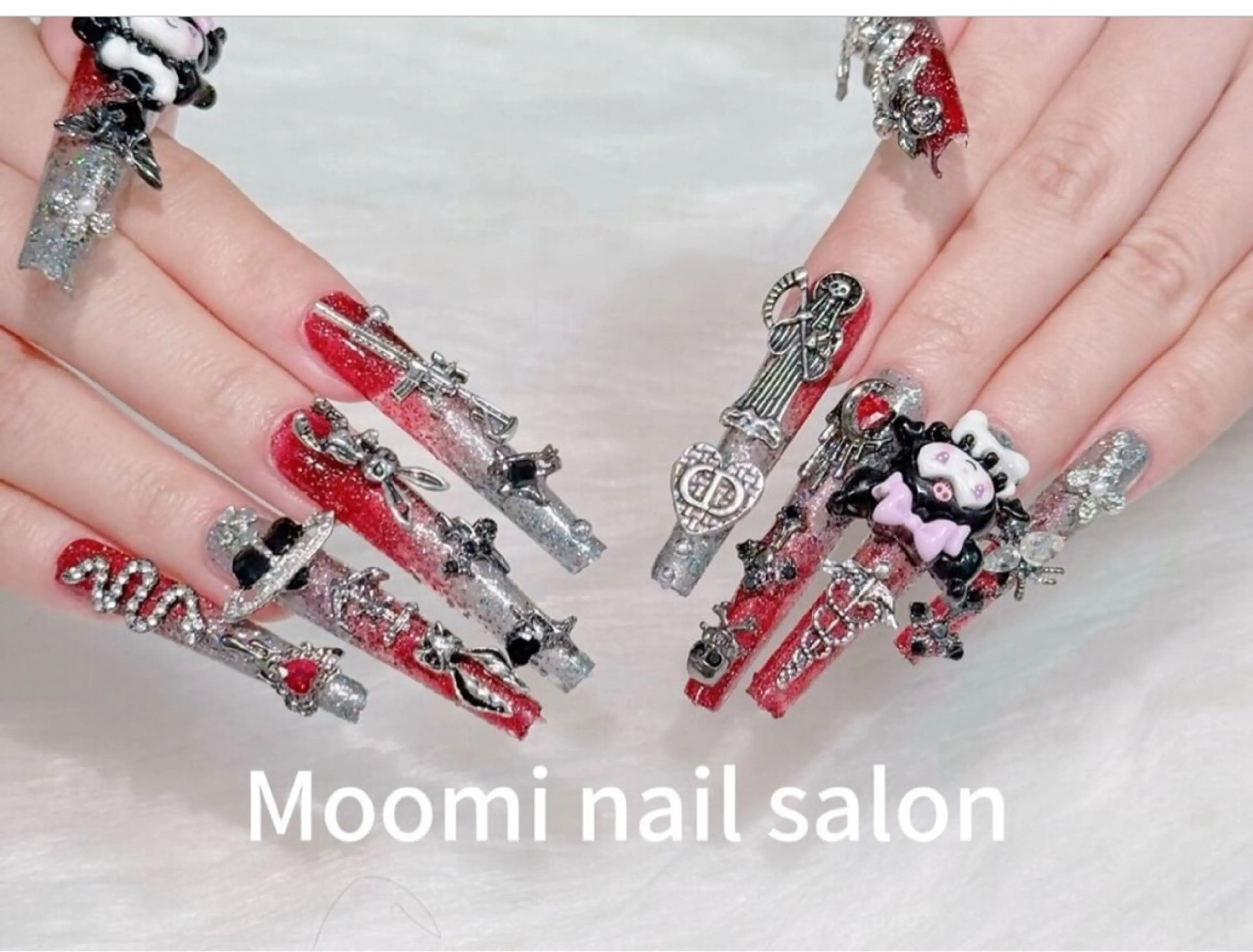 ネイル チークネイル フレンチネイル ジェルネイル グラデーション ハート ハンドネイル moomi nail スカルプ専門のネイルデザイン