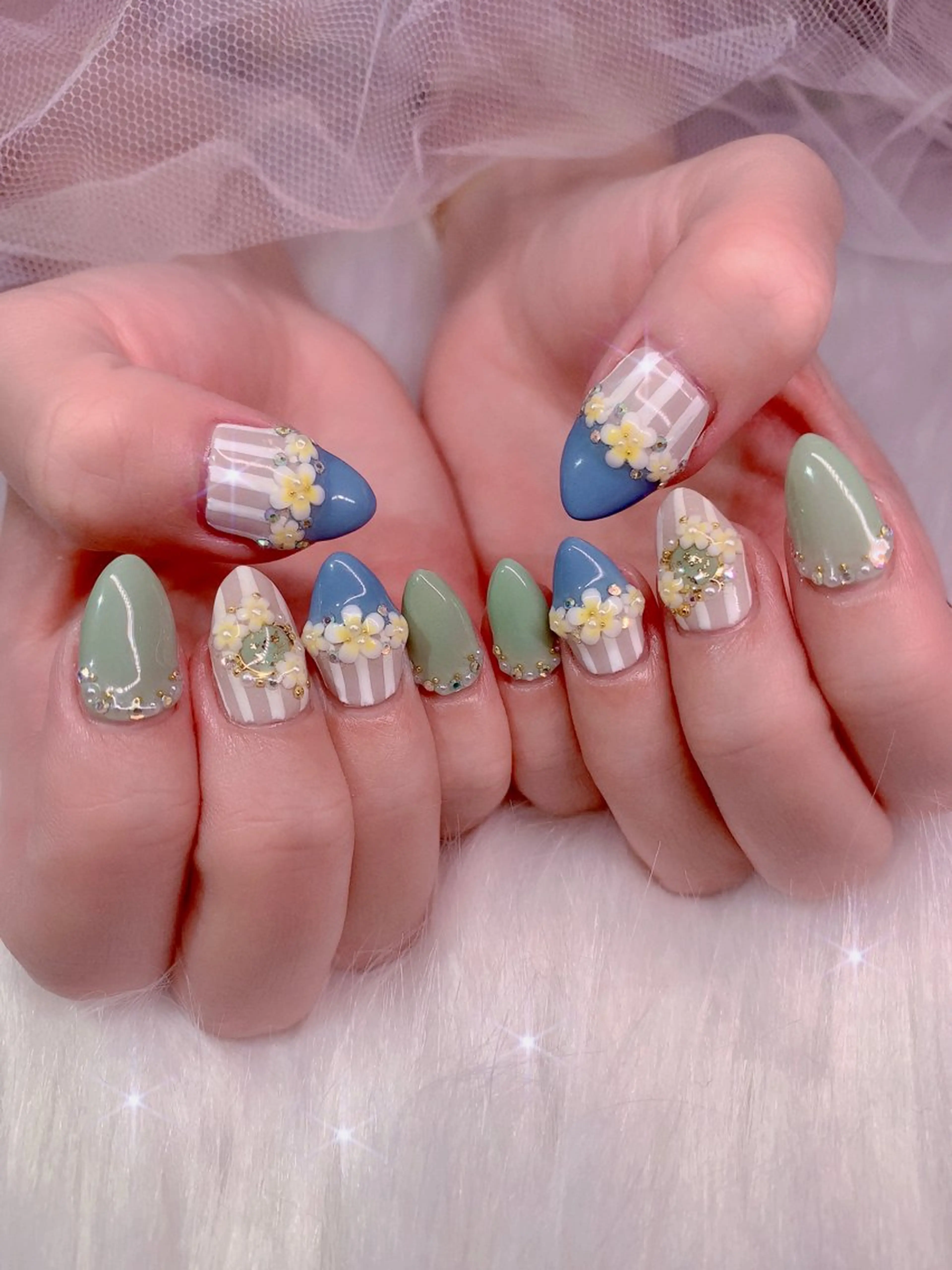 ネイル アートネイル キラキラネイル 韓国ネイル 持ち込み ぷっくりネイル シェアサロンLei.g(レイジー)所属・3Dアートネイル💗 都築レナのネイルデザイン