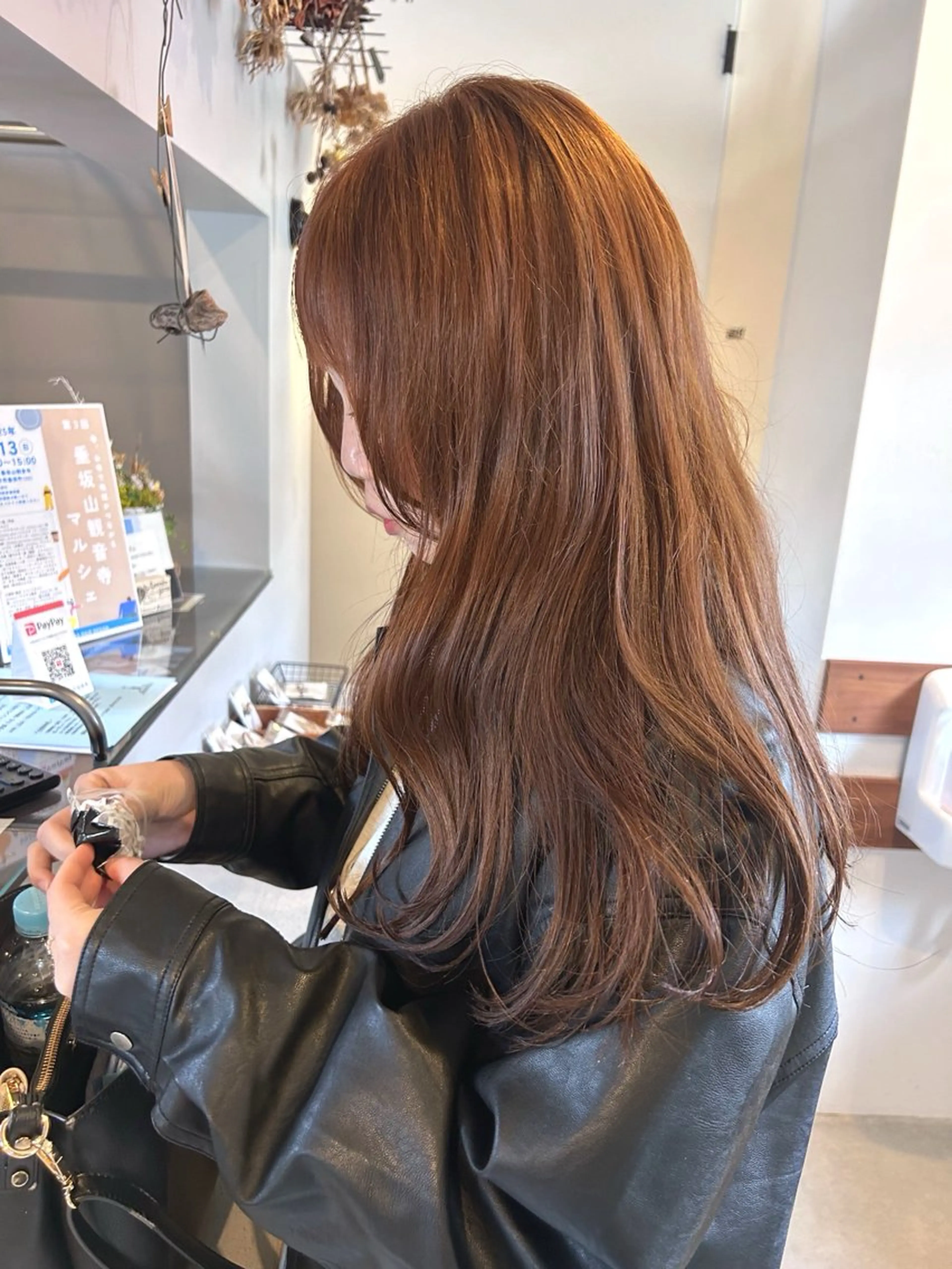 カット & ヘアカラーの写真