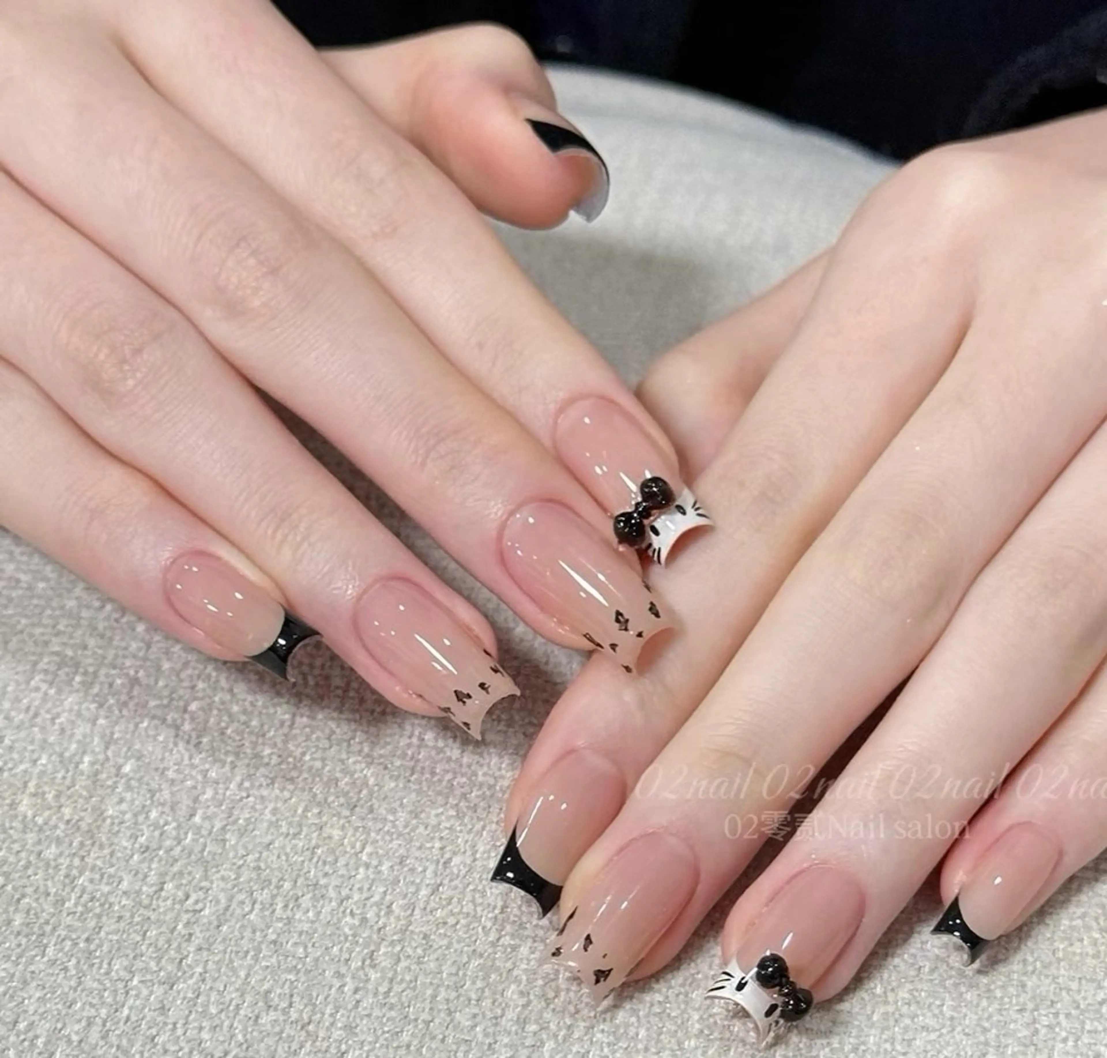 ネイル チークネイル フラワーネイル ガーリー 韓国ネイル マグネットネイル SunNail池袋駅 ワンホンネイルのネイルデザイン