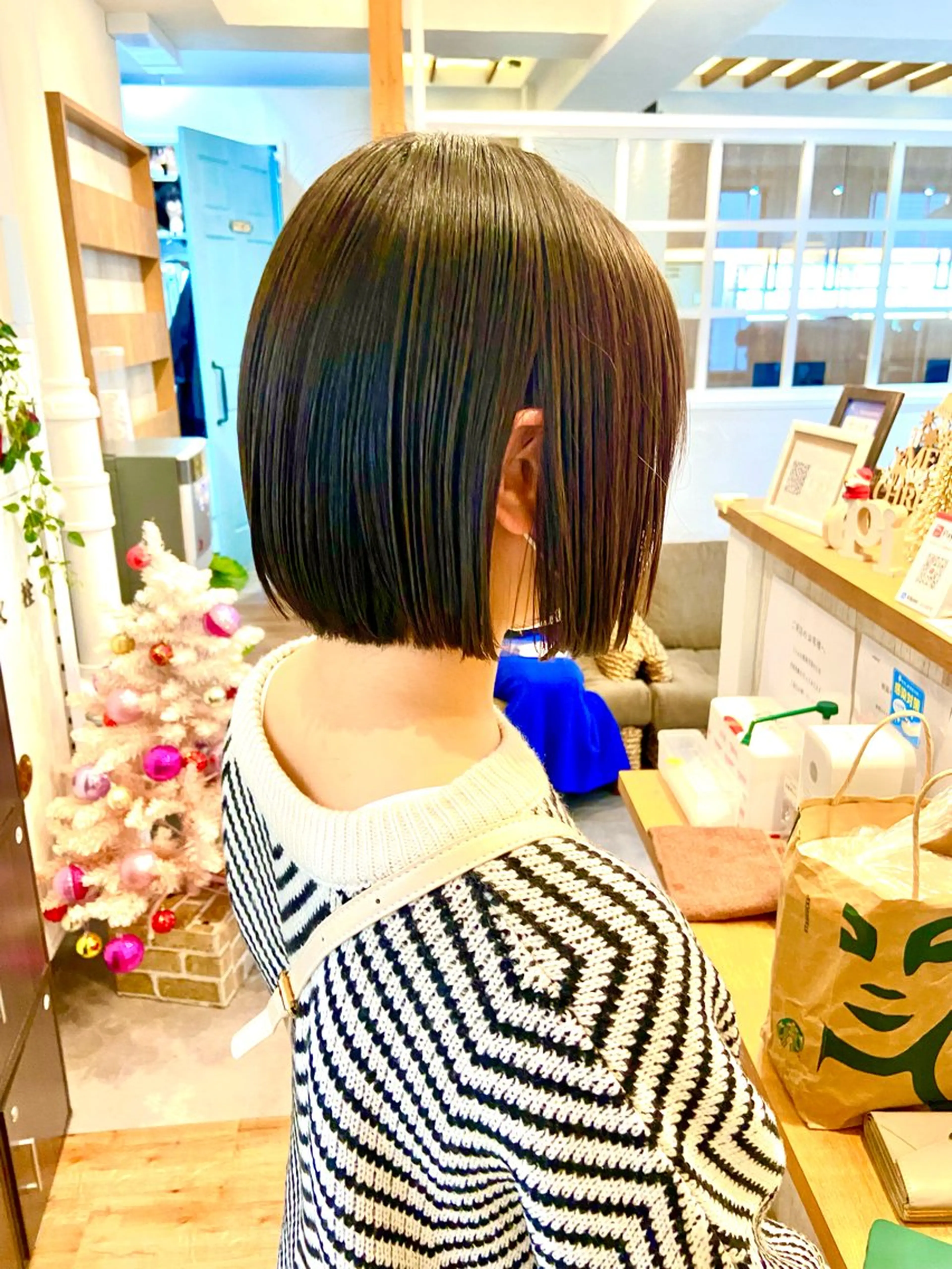 ショート 切りっぱなしボブ ボブ 💜ツヤヘアケア🩷 サトウシュンスケのヘアスタイル