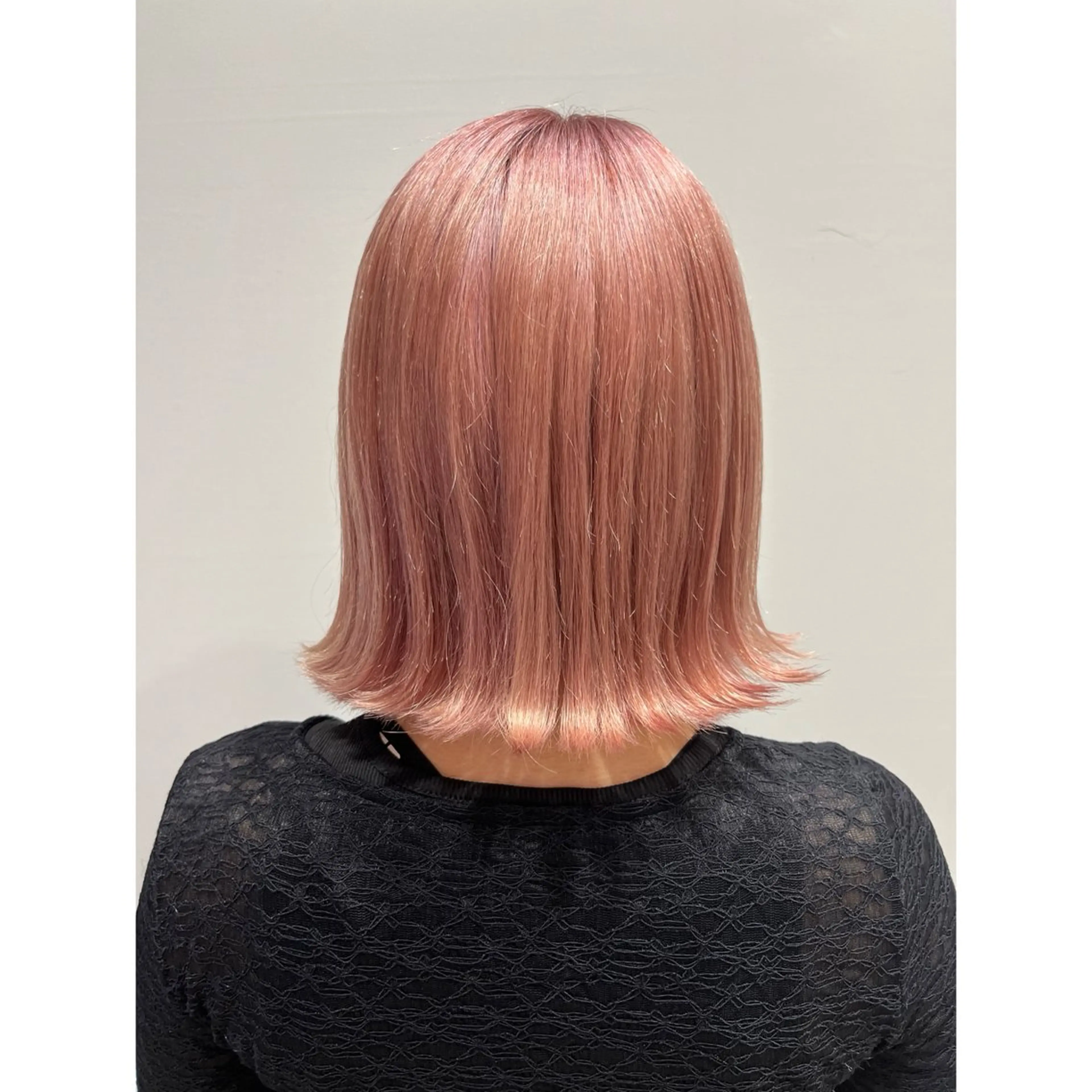 ミディアム カラー ブリーチ ピンクカラー Hair＆Make Allure所属・🦄💓ショートボブ 🦄💓杉浦りなのヘアスタイル