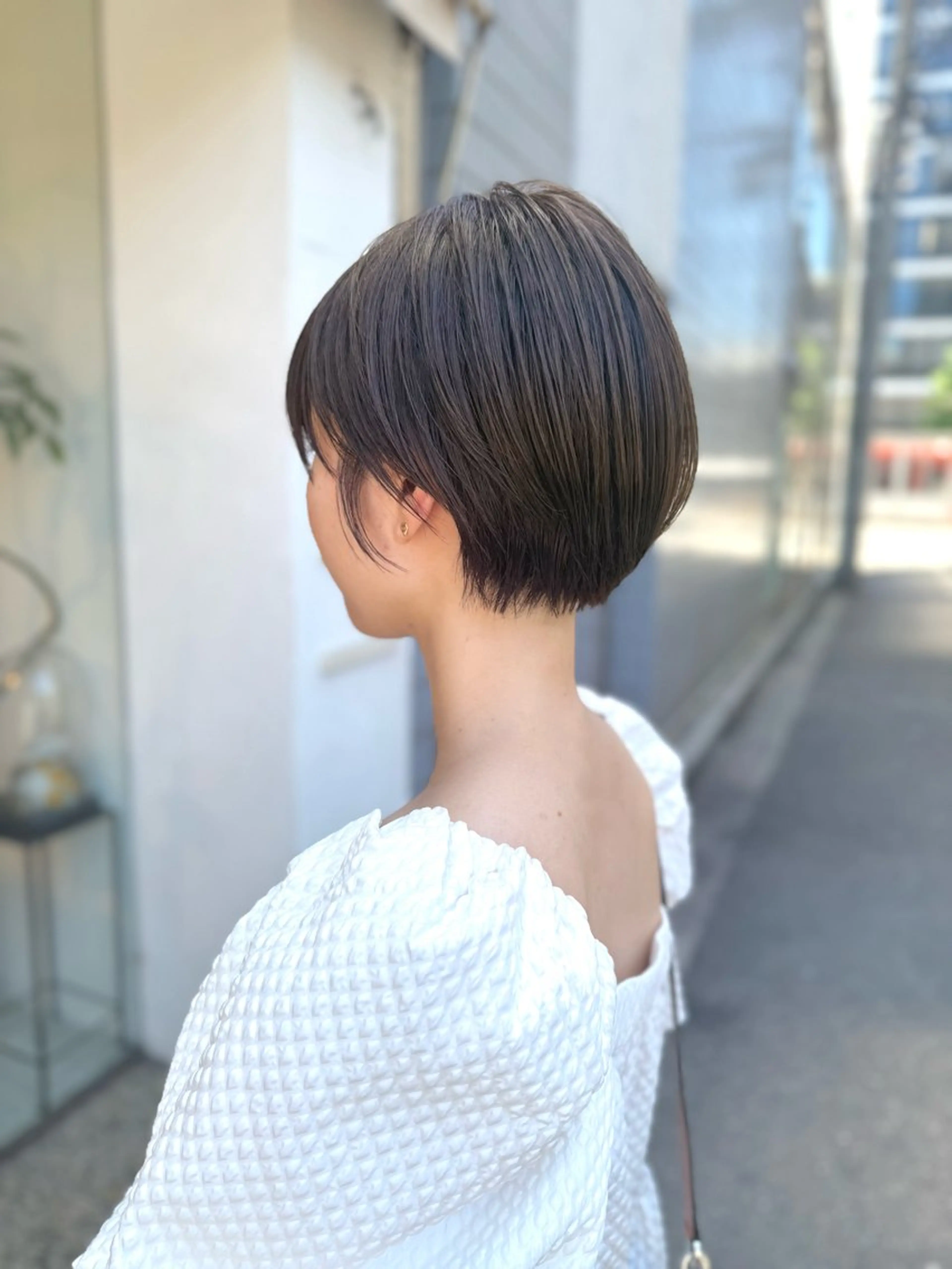 ショート カラー カット ヘアカラー トリートメント 安永 涼のヘアスタイル
