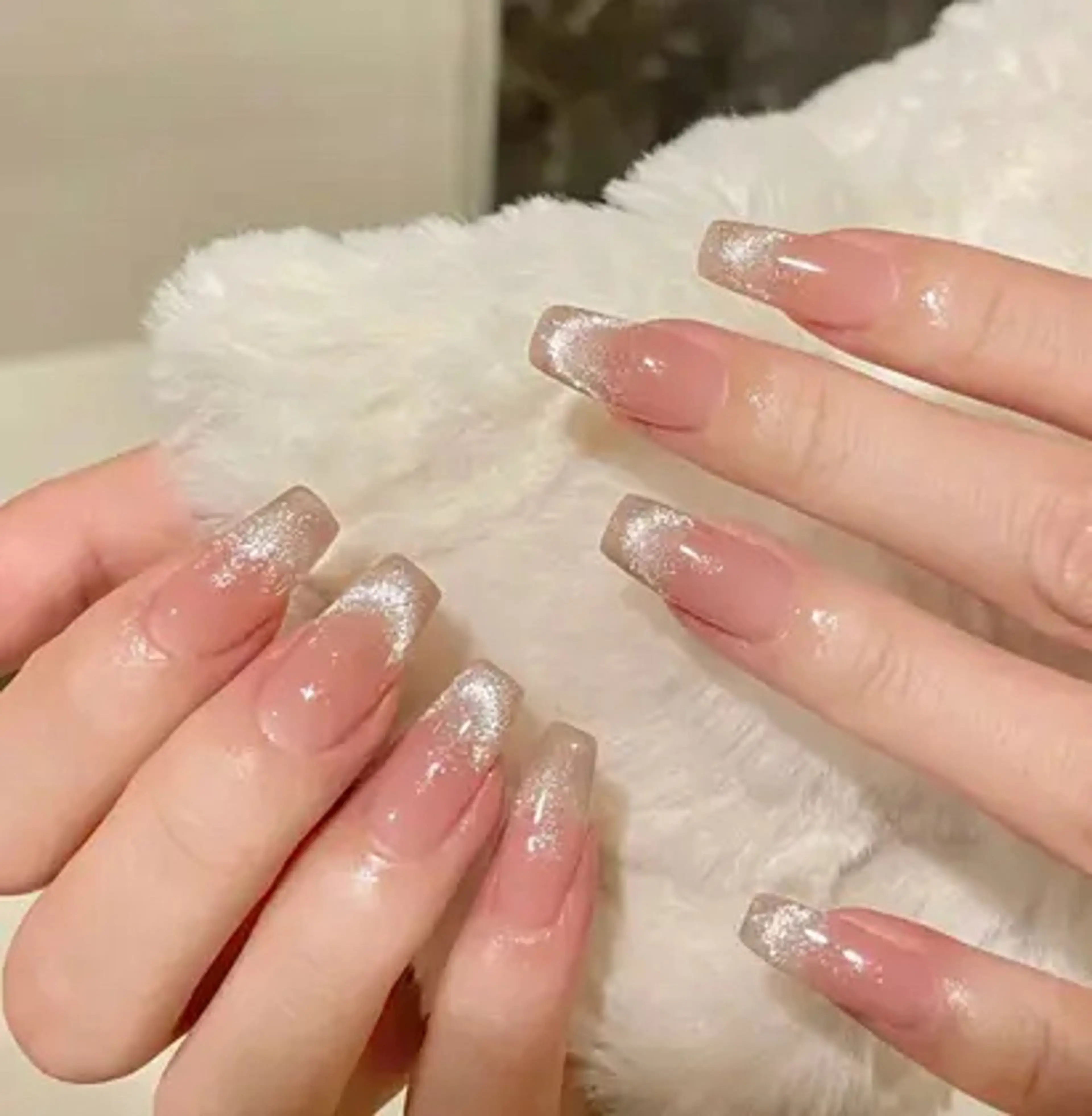 「期间限定」【✨ハンド・ジェルネイル✨】💖チークマグネットフレンチ💖ジェルオフ付き。長さ出し＋¥2,000（10本）の写真