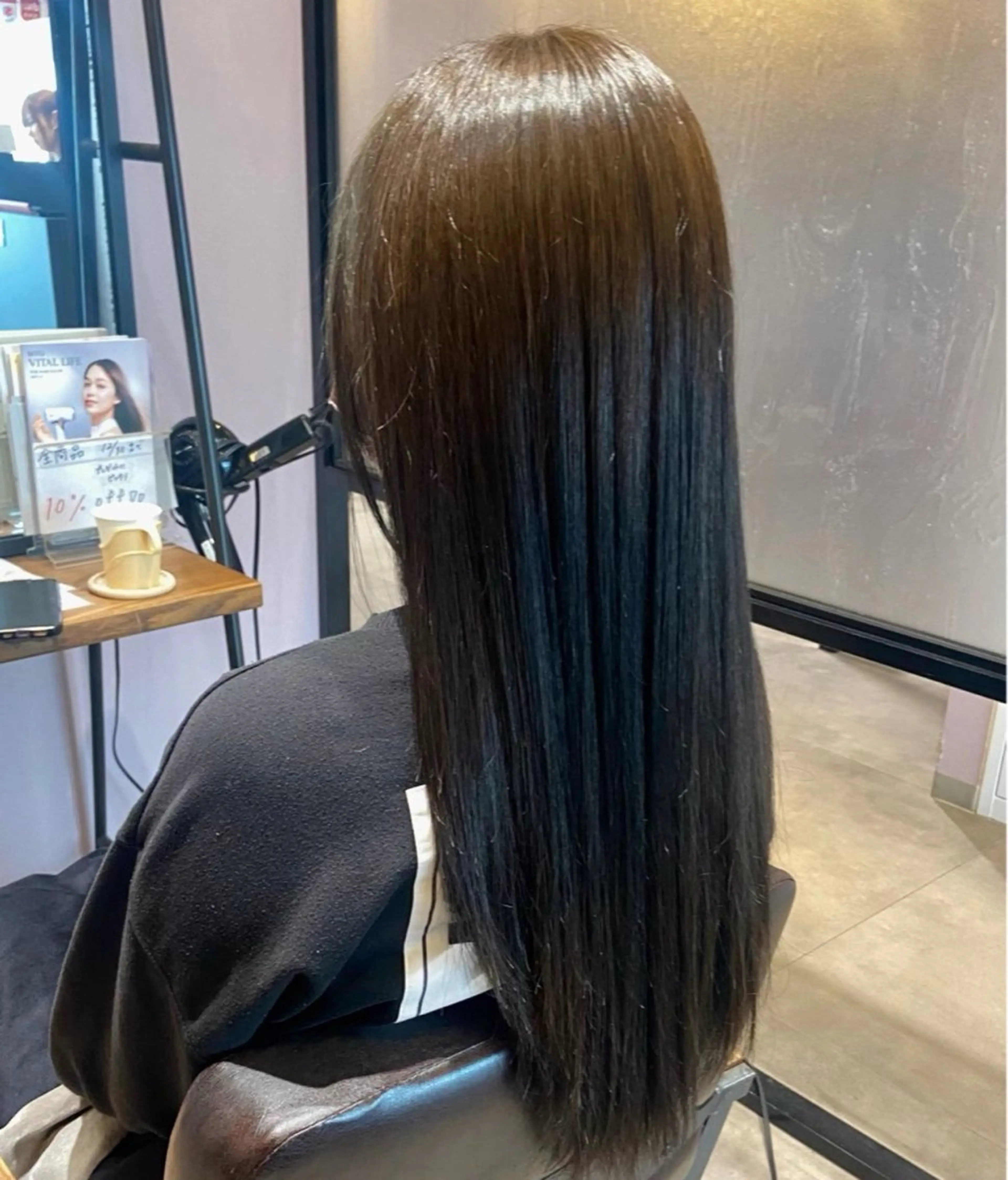 カラー 梶 瑞希のヘアスタイル