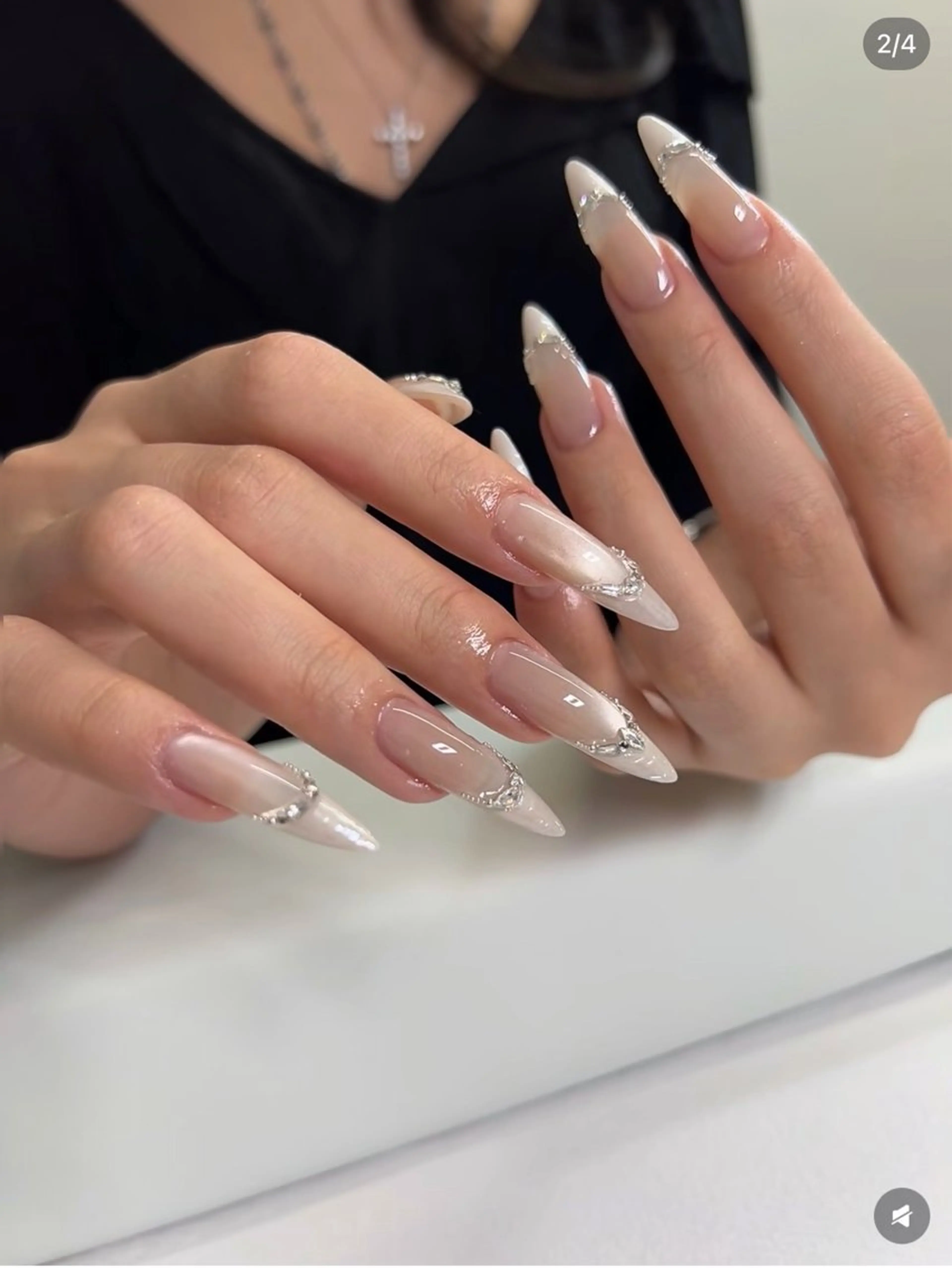ネイル フレンチネイル キラキラネイル 韓国ネイル シンプルネイル ワンホンネイル ハンドネイル MEI Nailのネイルデザイン