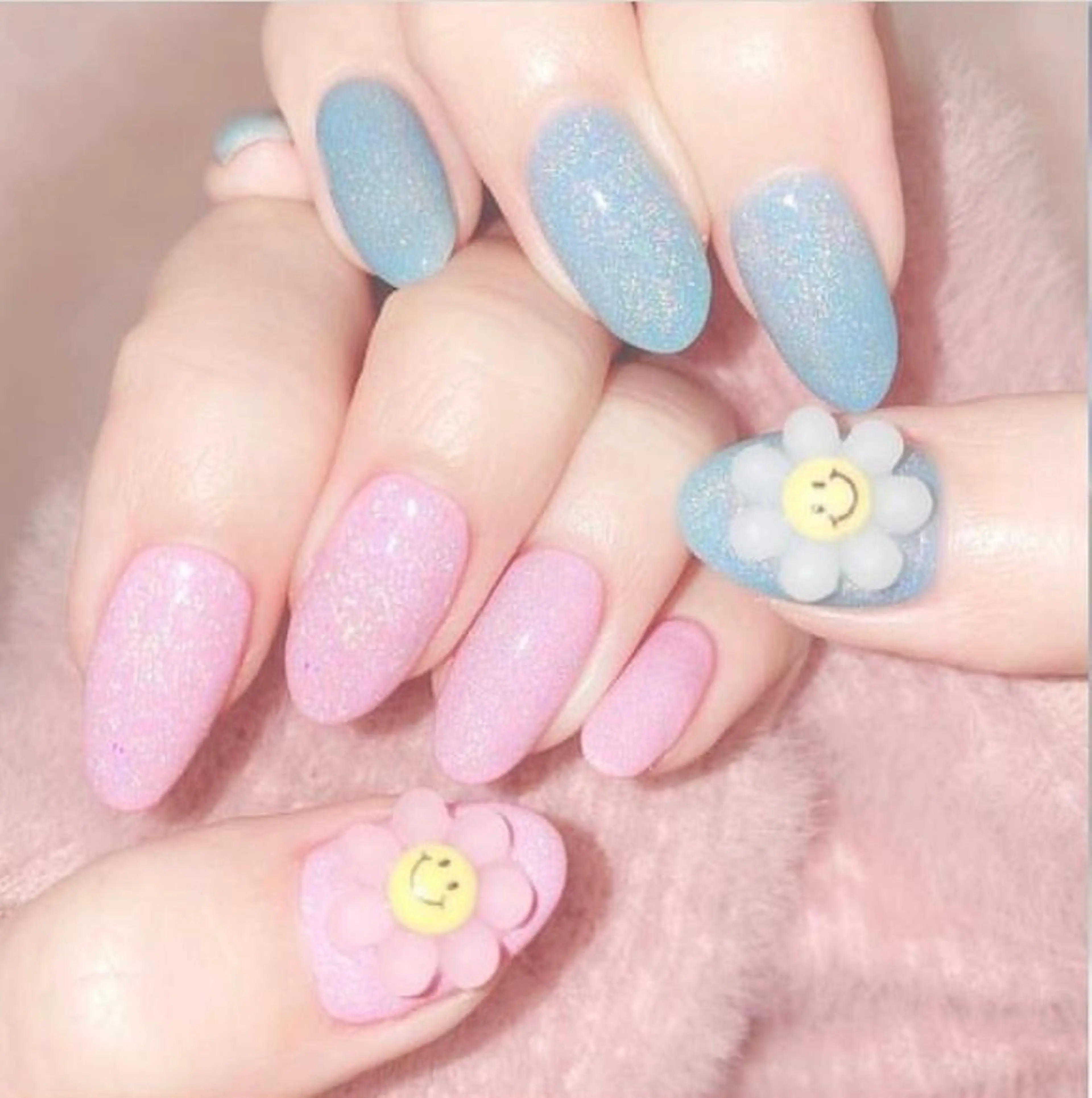 ネイル 高草木 桃香のネイルデザイン