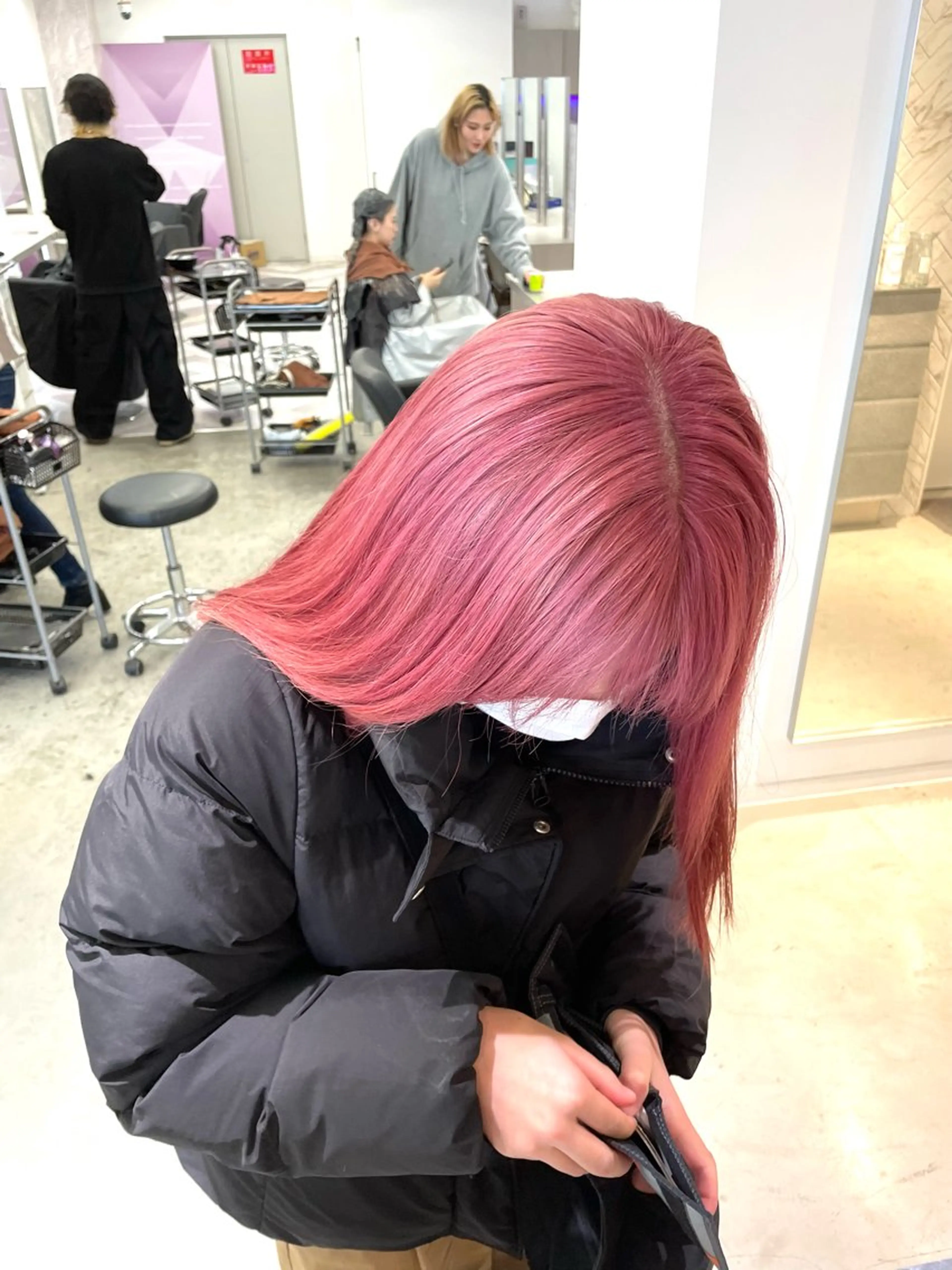 セミロング カラー ピンクカラー ヘアカラー トリートメント パーマ&ブリーチ /飯牟田/GEAR.のヘアスタイル