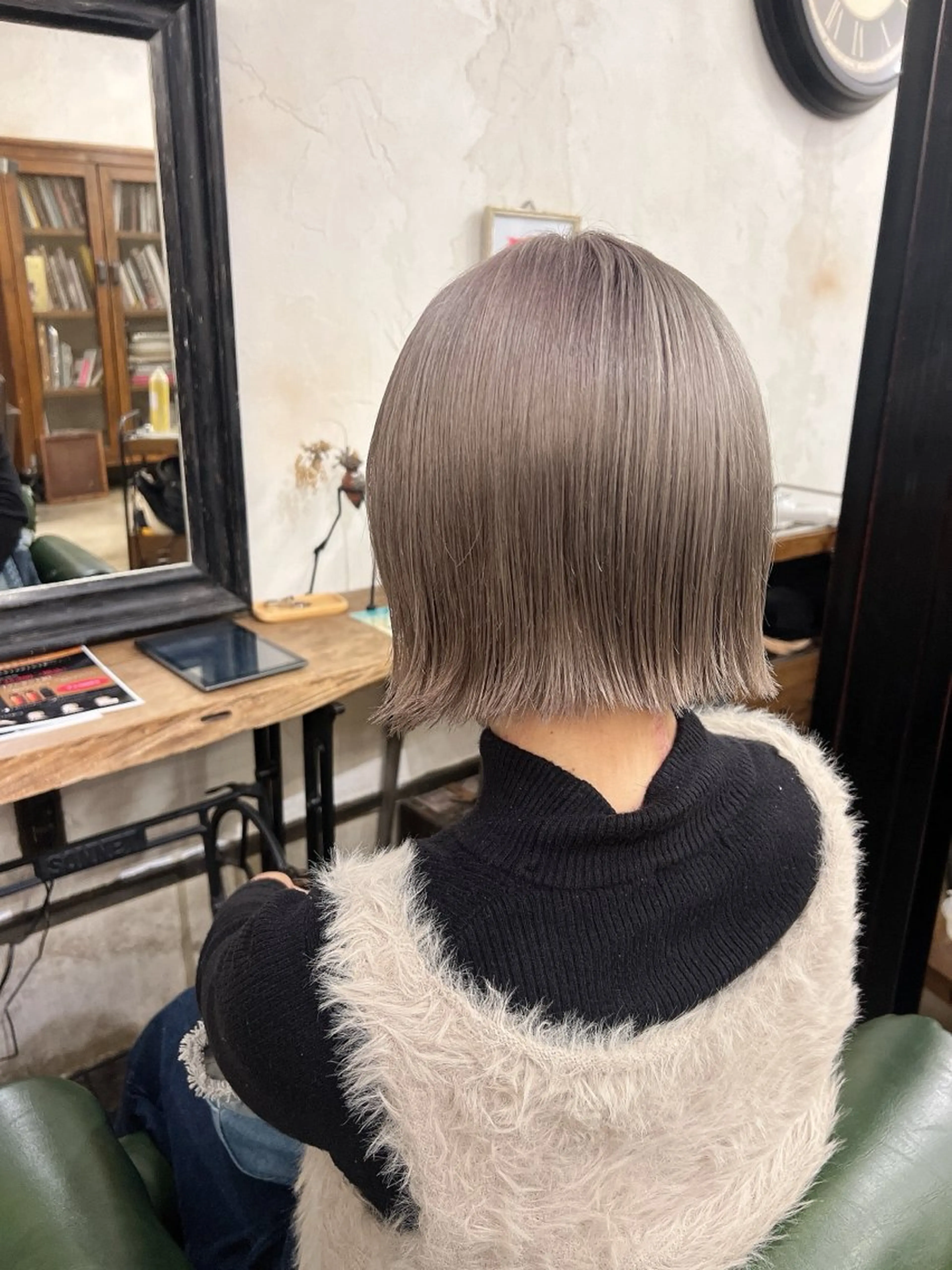 ショート カラー 🩵小野 えりか🩷のヘアスタイル