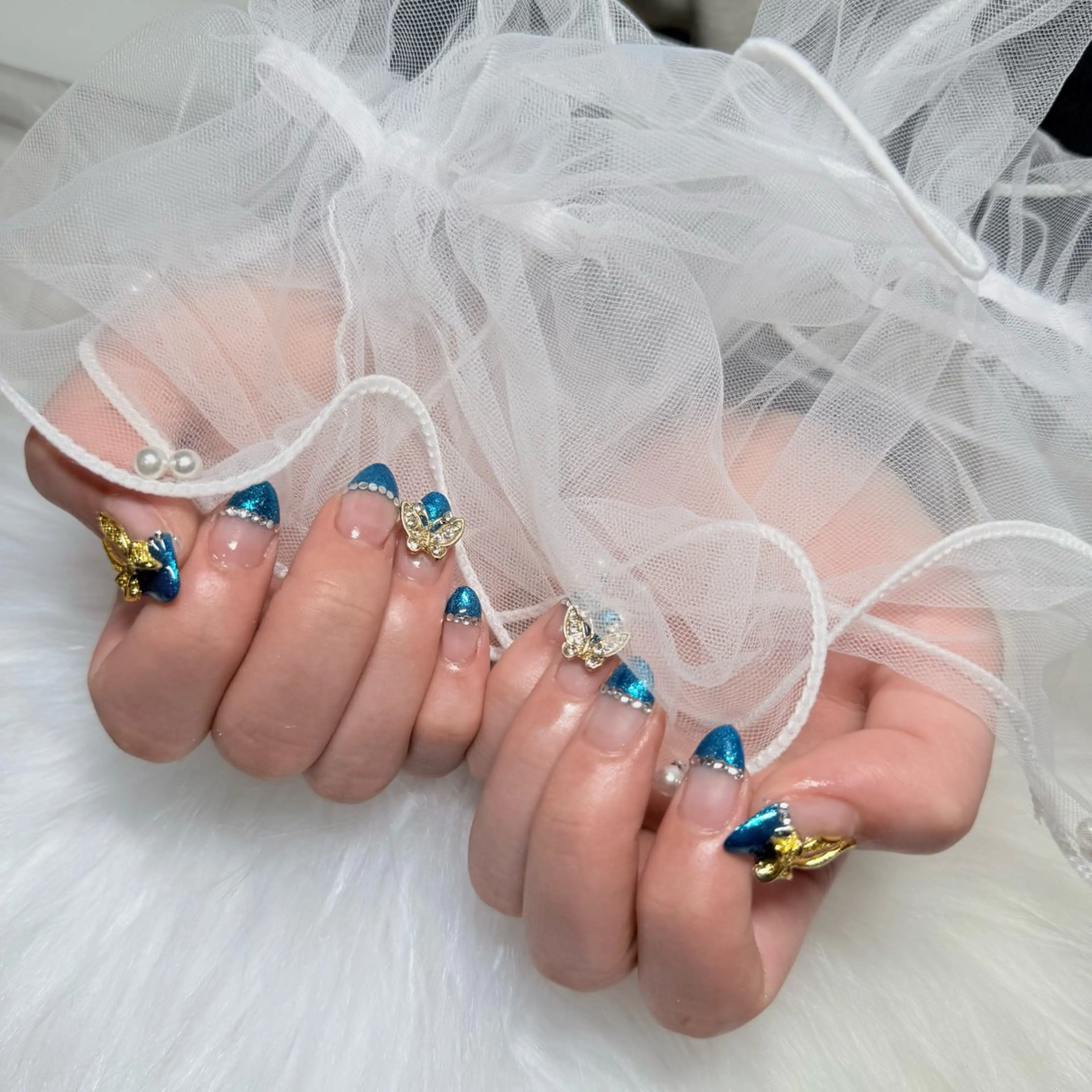 ネイル ブルー フレンチネイル ラメ(グリッター) ハンドネイル DIMENSION Yuiのネイルデザイン