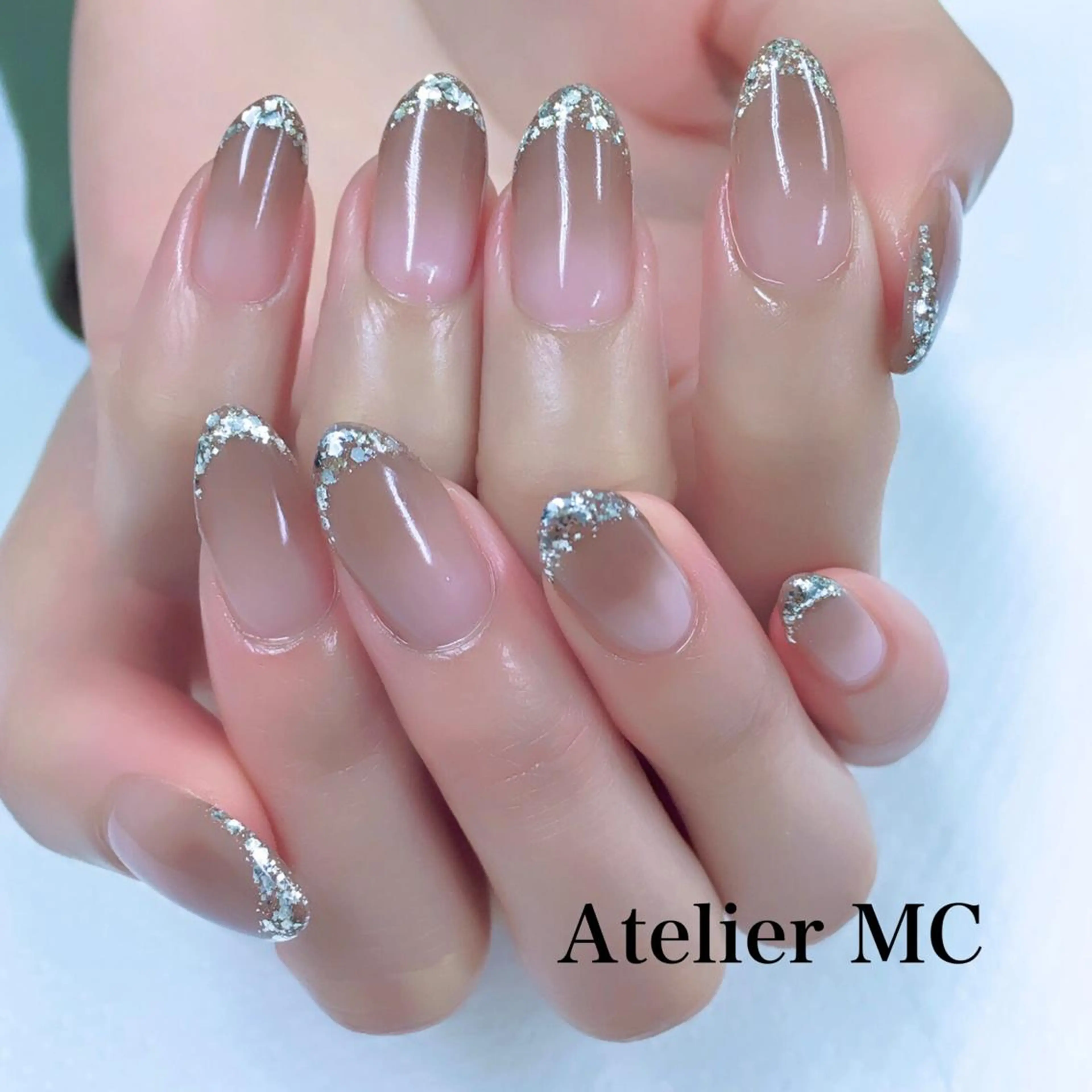 ネイル フレンチネイル グラデーション ラメ(グリッター) ハンドネイル アトリエ エムシー 【新富町・東銀座】のネイルデザイン