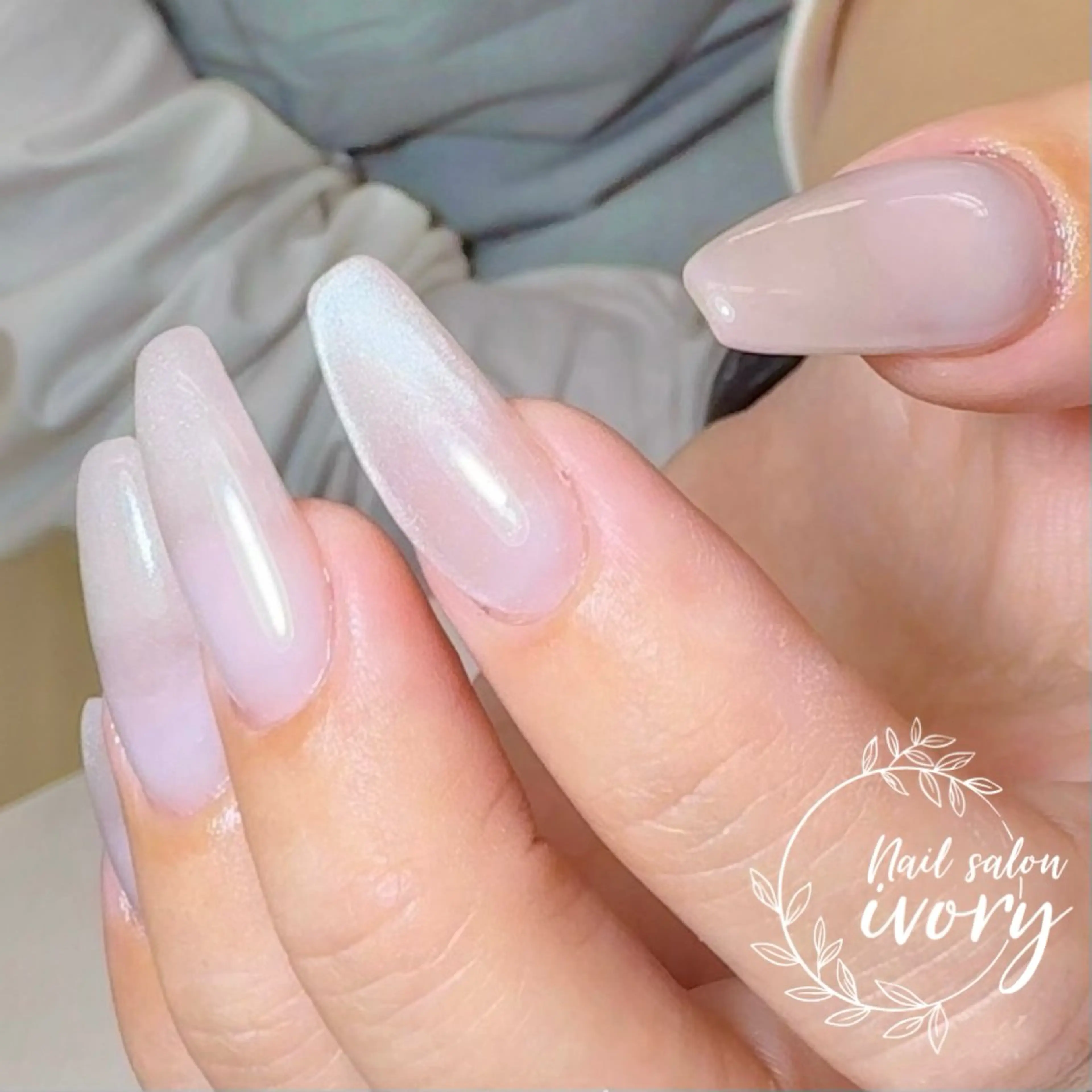 ネイル ジェルネイル マグネットネイル パラジェル シルバー ハンドネイル Nail salon ivory所属・矢場町ネイルサロン アイボリーのネイルデザイン