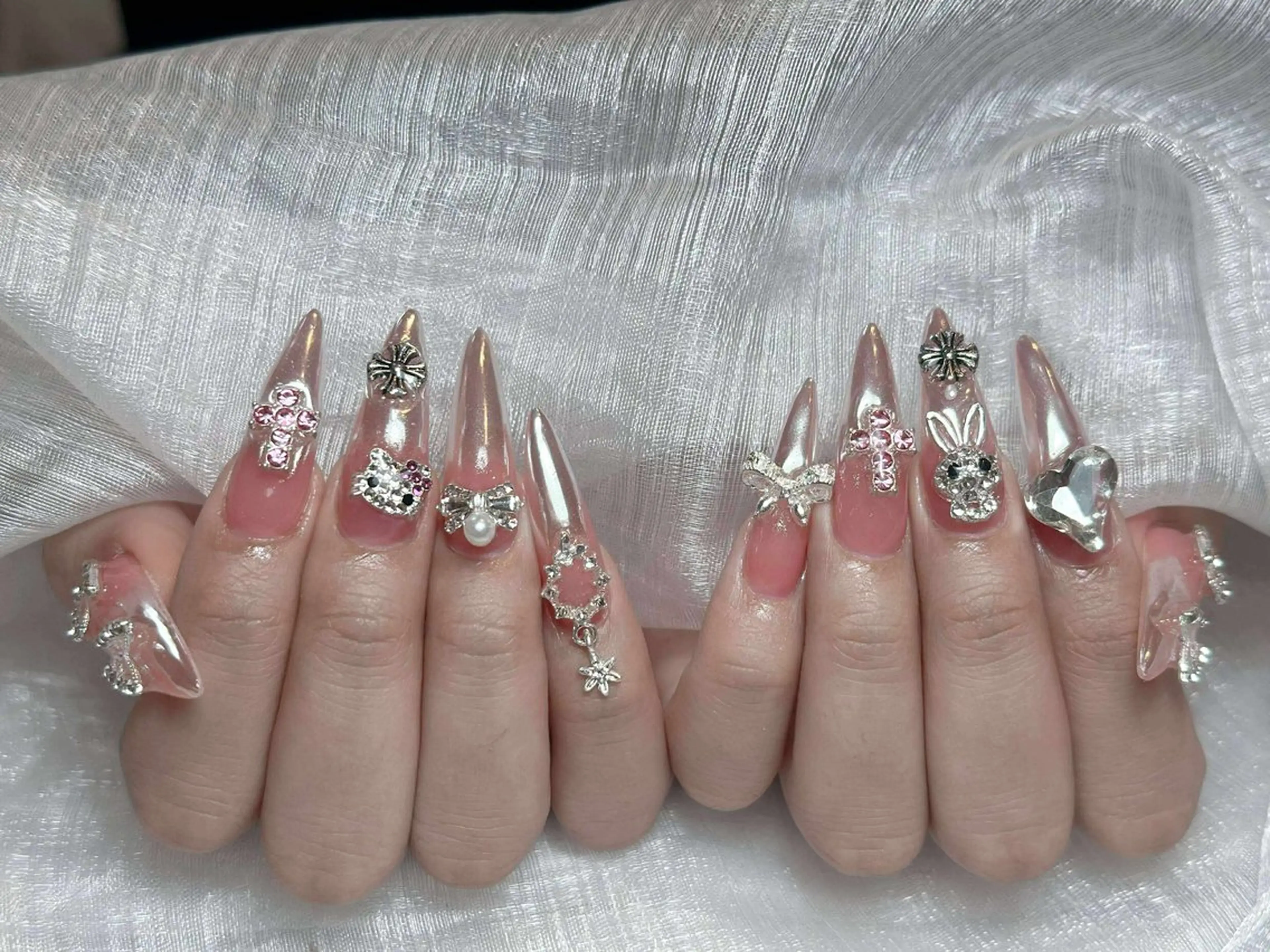 ネイル アートネイル 成人式 ジェルネイル ニュアンスネイル 夏ネイル ハンドネイル NIE MoMoのネイルデザイン