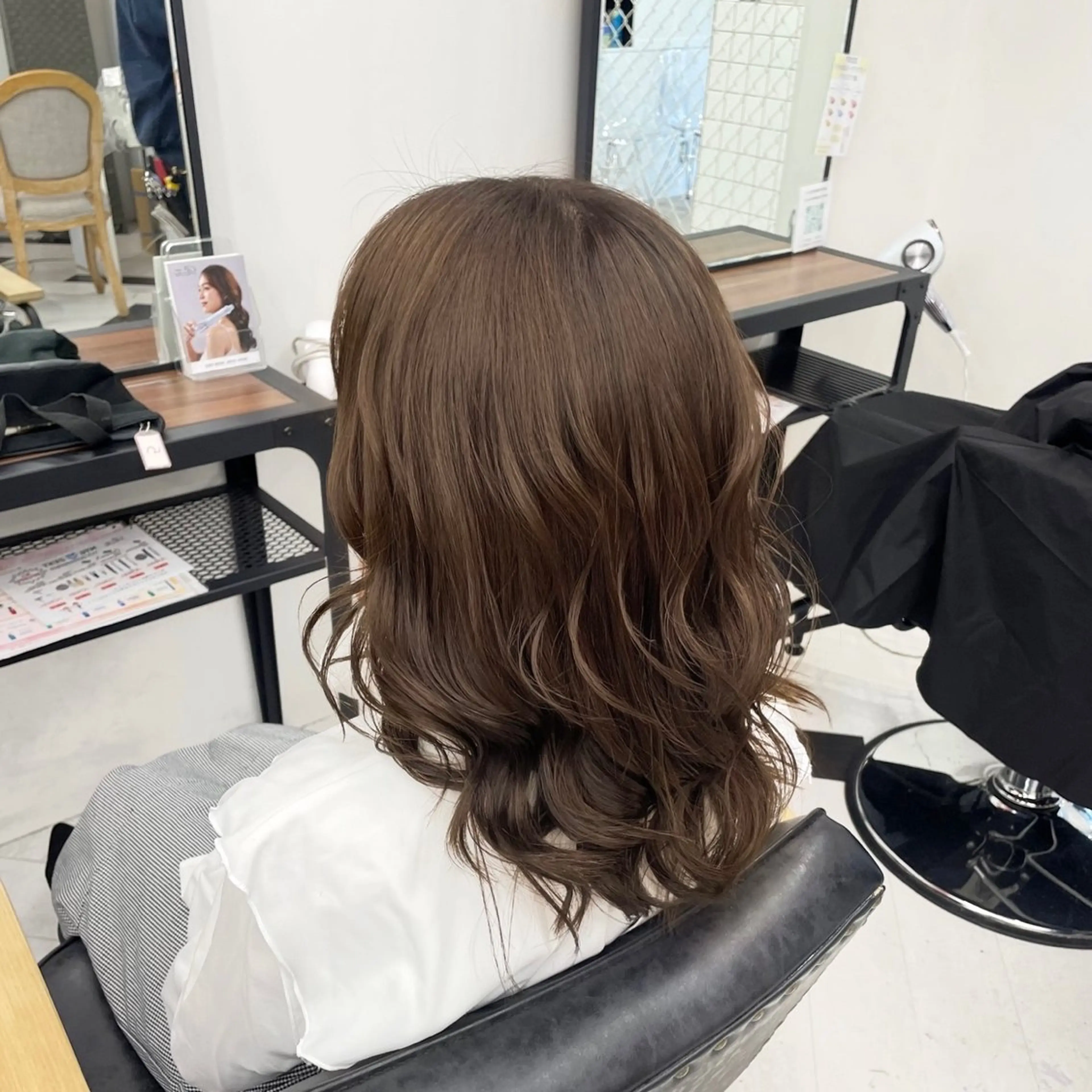 ミディアム カラー パーマ ヘアアレンジ メンズ ブラウンカラー ナチュラルブラウン mona/ ストレートスタイル✨のヘアスタイル