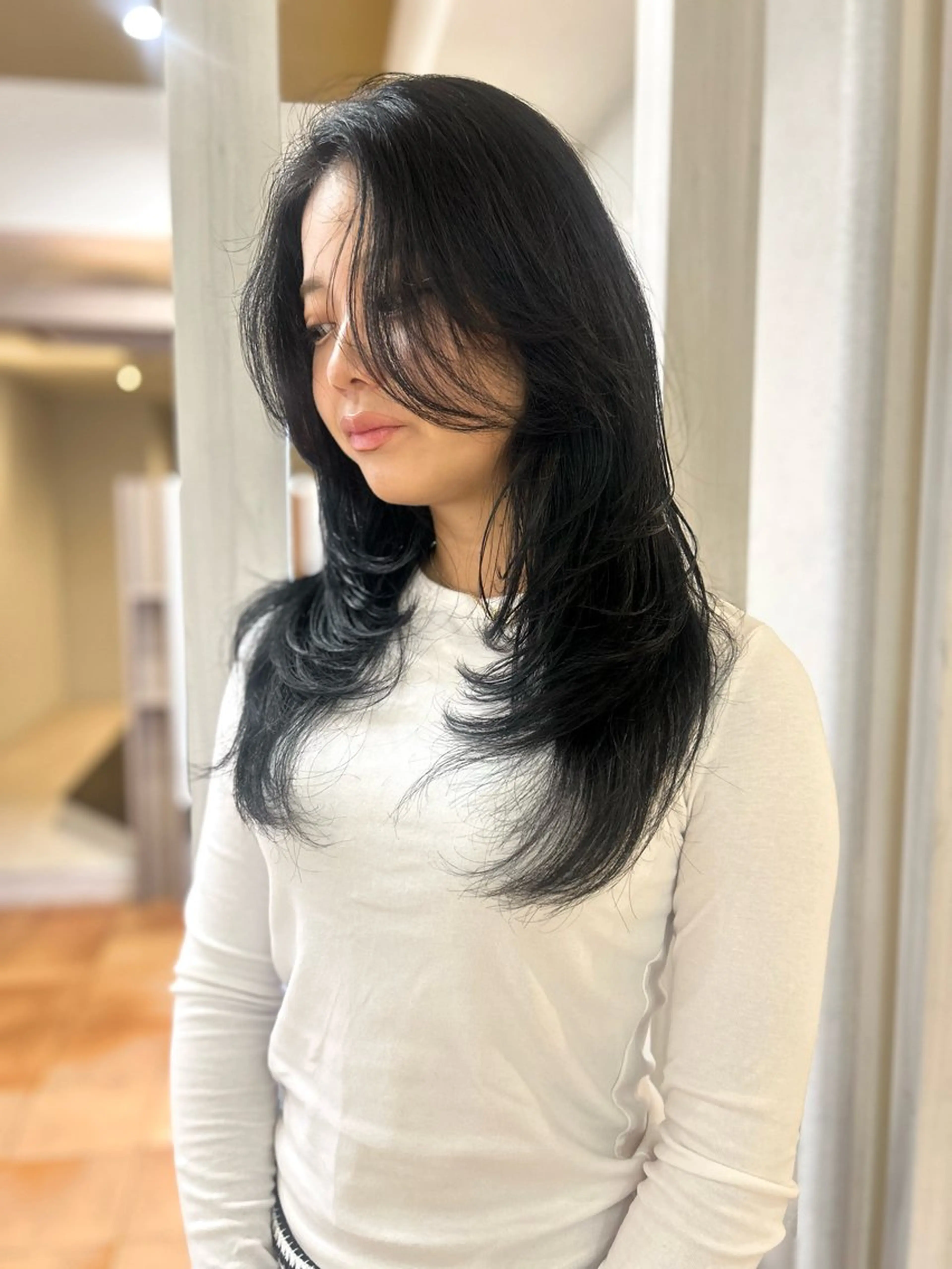 ロング カラー ブリーチ 透明感カラー ダブルカラー ハイトーンカラー ブリーチなしカラー カット ヘアカラー トリートメント CIEL 難波店所属・🎀透明感/レイヤ ー/Kotona🎀のヘアスタイル