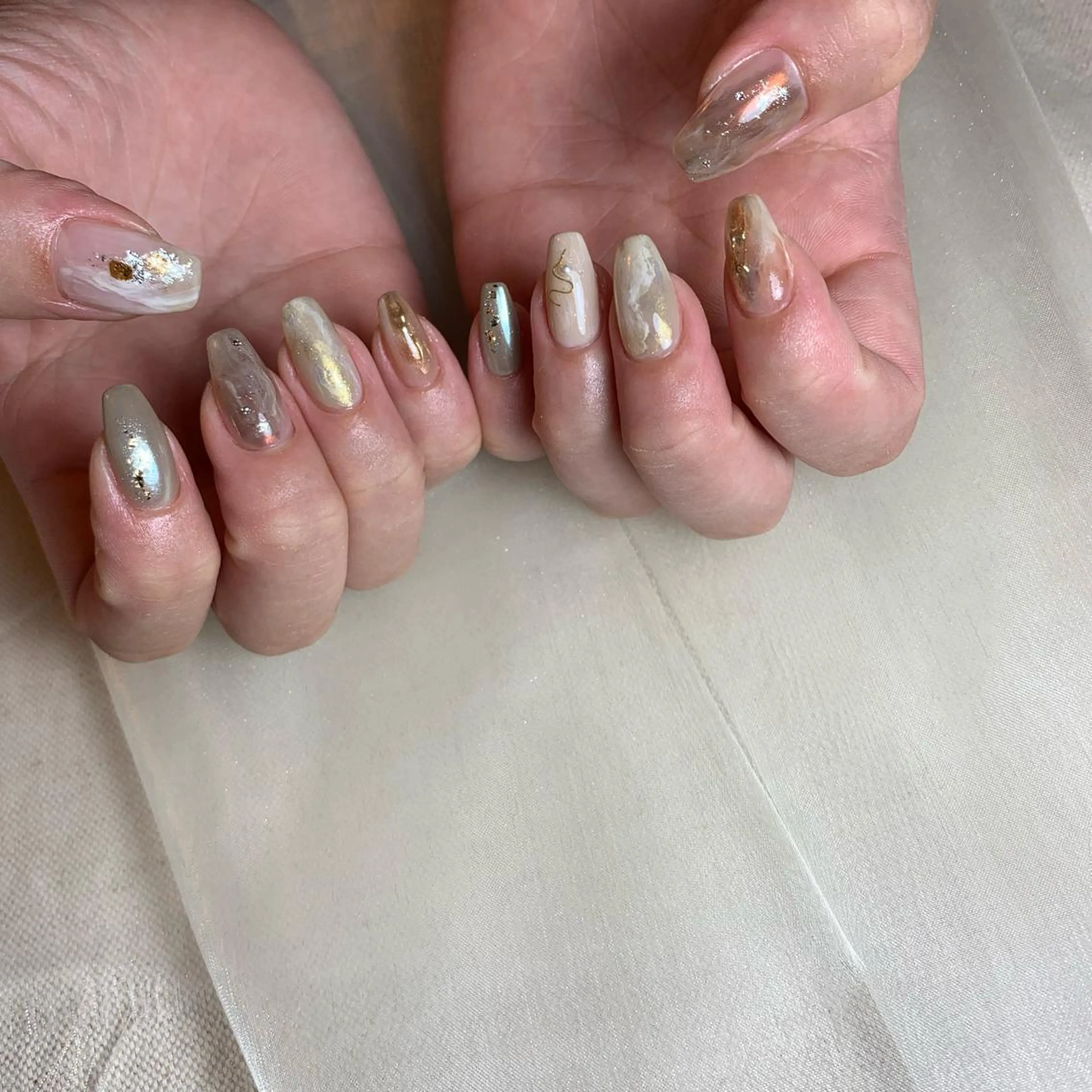 ネイル ハンドネイル repos~ルポ~所属・里見 麗のネイルデザイン