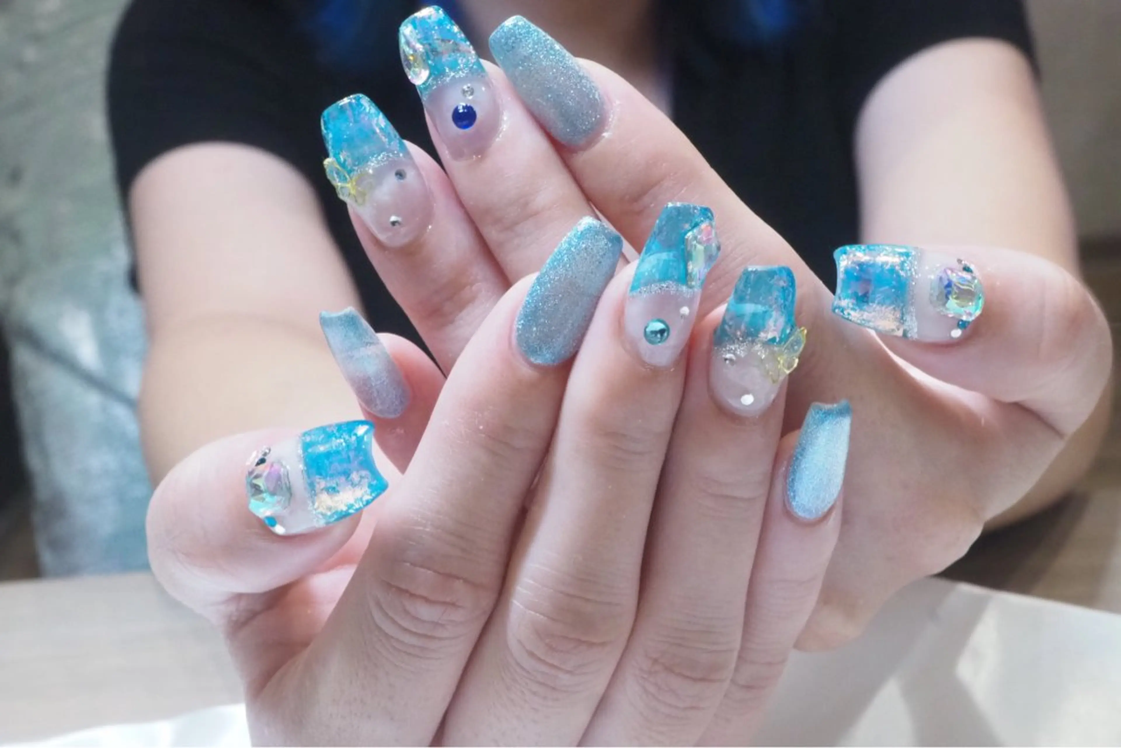 ネイル lolo aのネイルデザイン