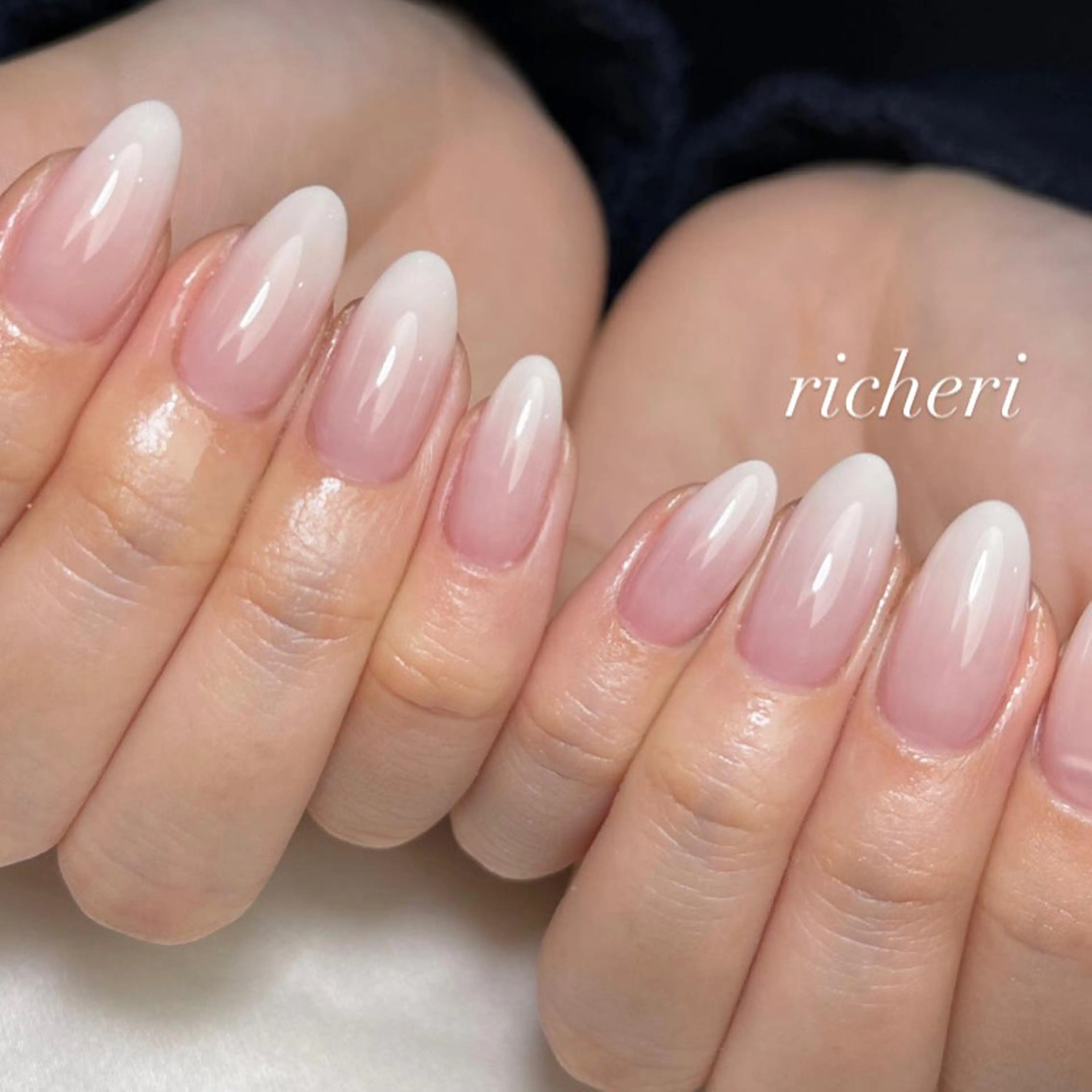 ミディアム ネイル ハンドネイル richeri beautyのエステ・リラクイメージ