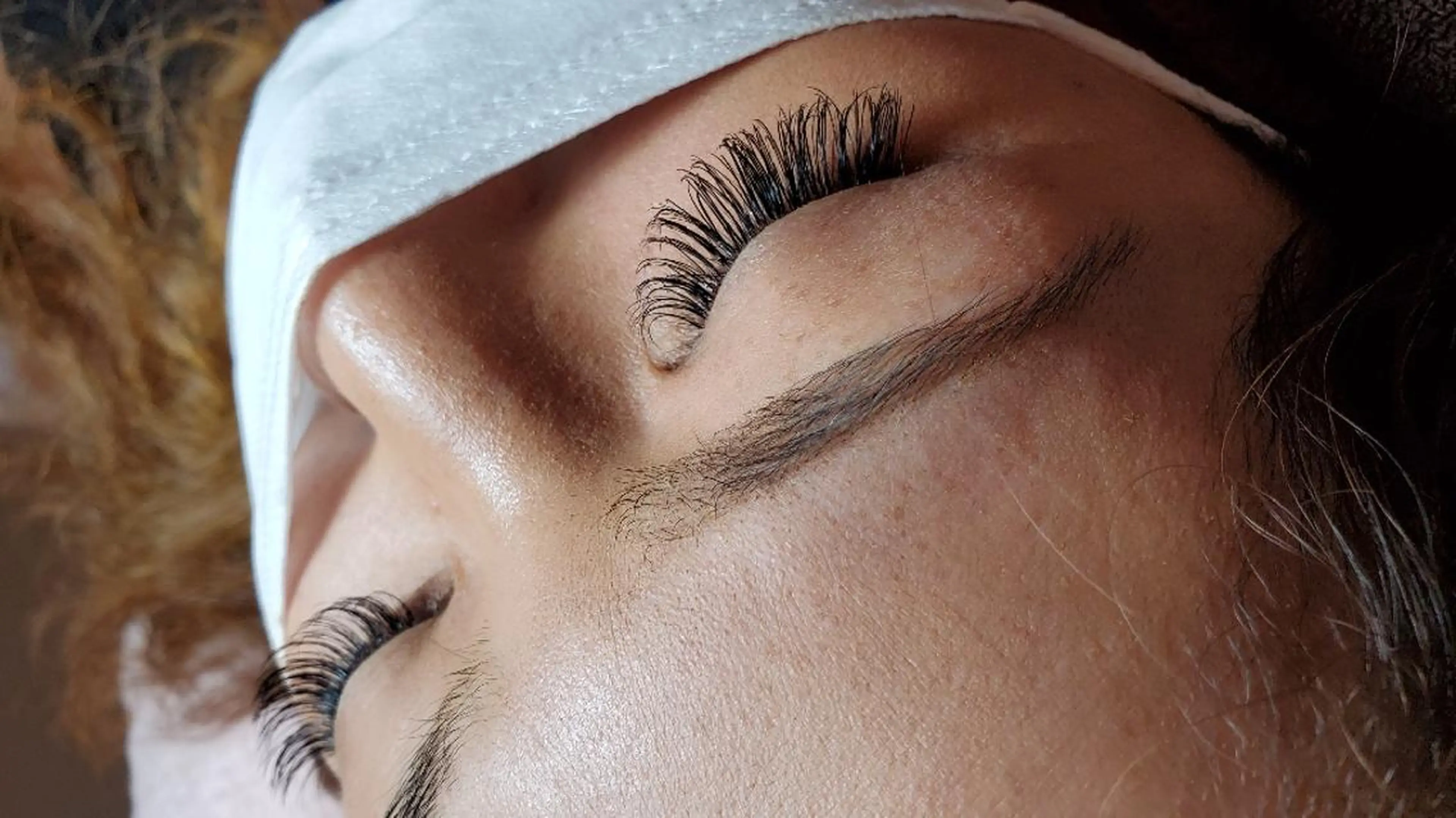 マツエク・マツパ バインドロック カラーマツエク フラットラッシュ ボリュームラッシュ Hair＆beauty BRY所属・hair& beauty BRYのマツエク・マツパデザイン