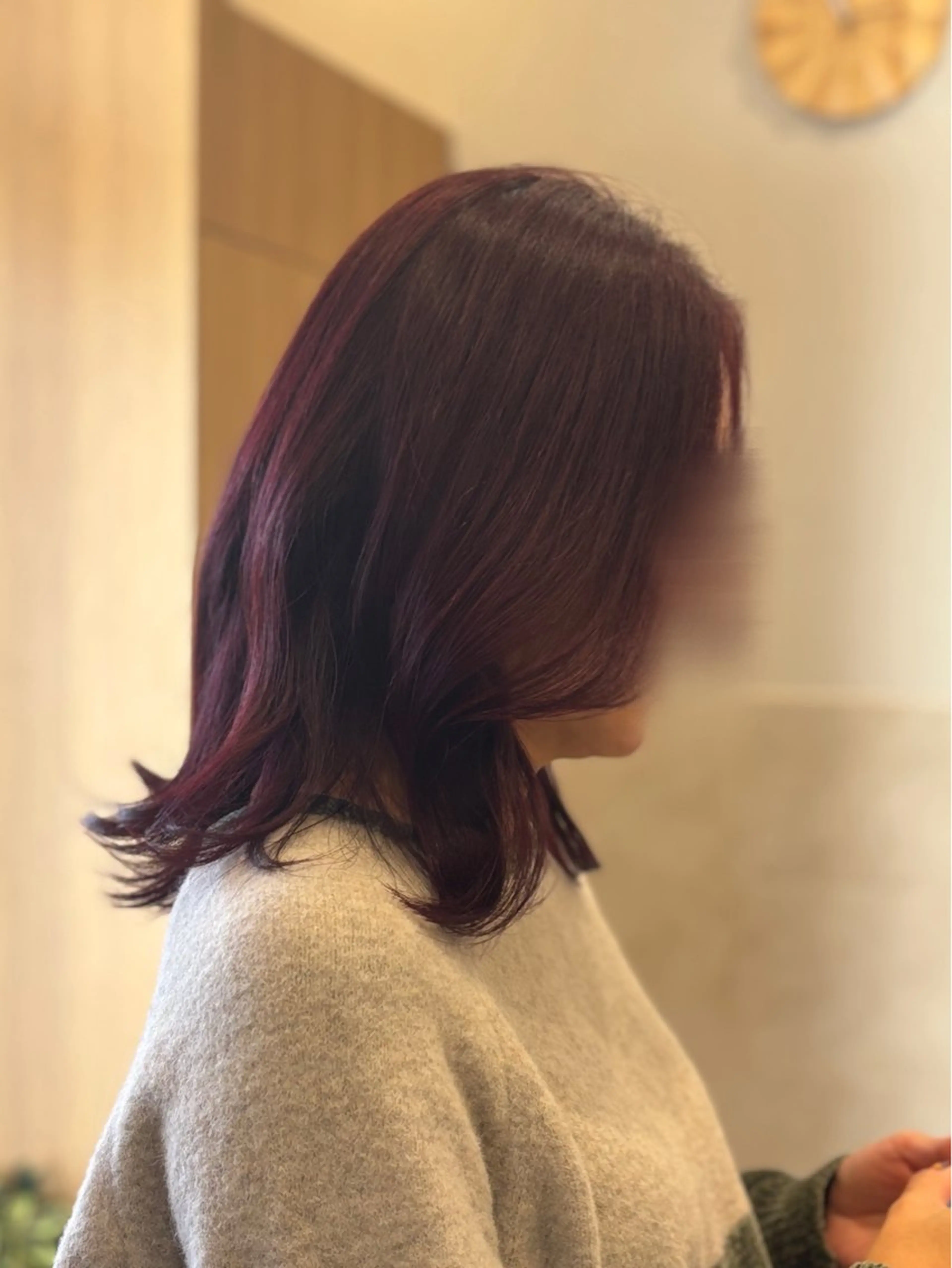 カラー カシス レッドカラー カット ヘアカラー トリートメント 山口 玖瑠美のヘアスタイル