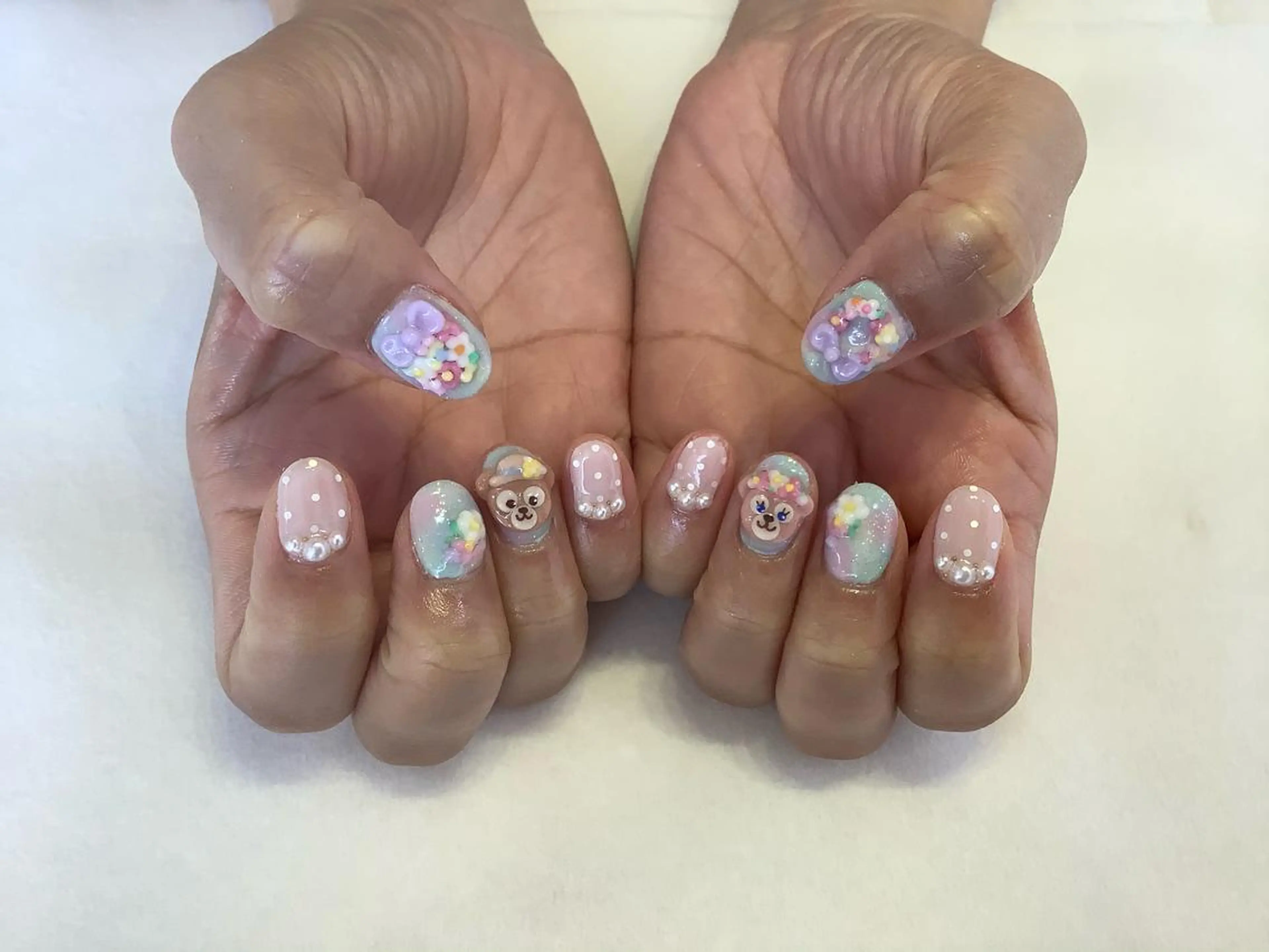 ネイル 💎🐰 saki. m 🐰💎のネイルデザイン