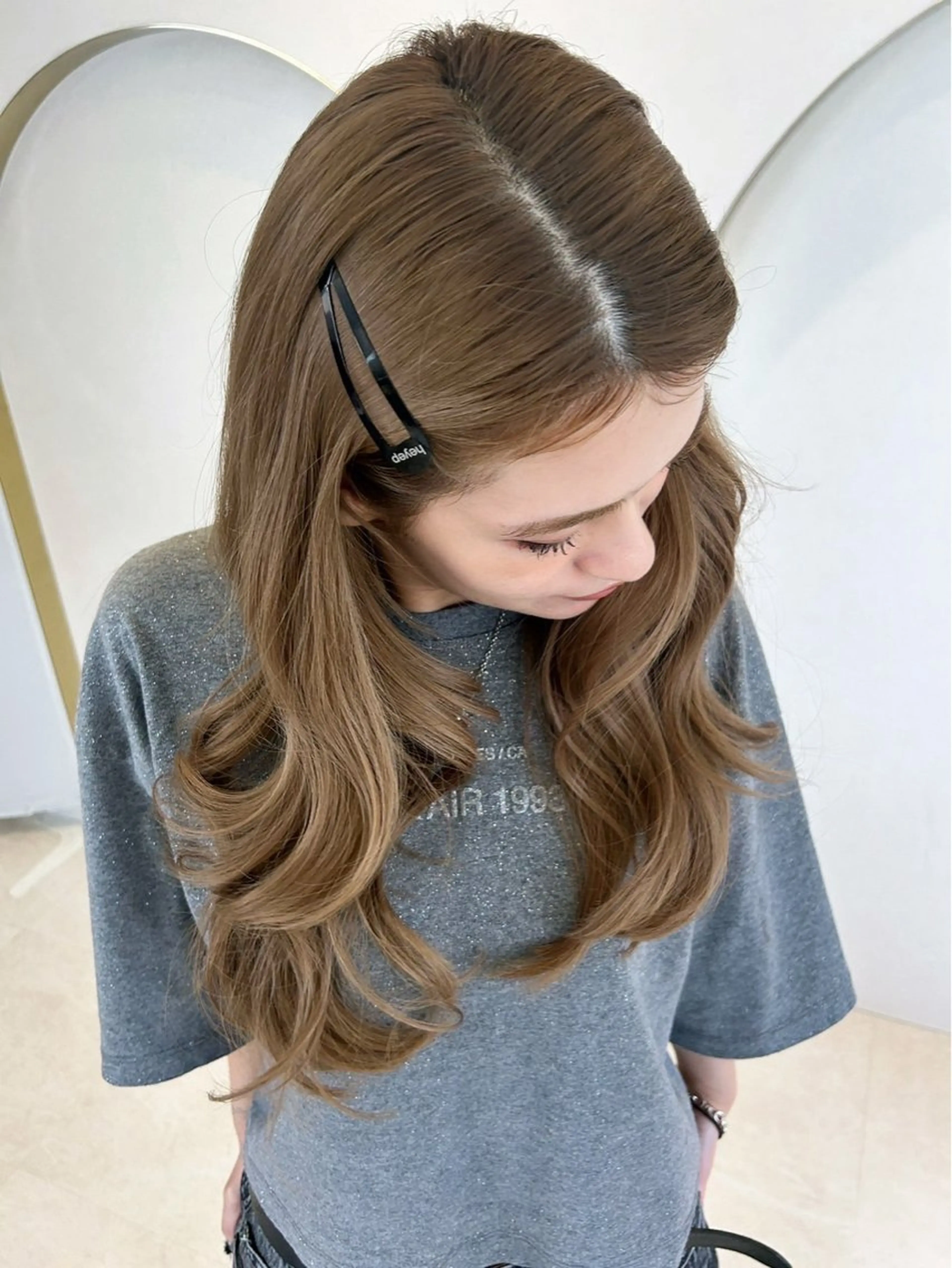 ロング カラー ベージュカラー ヘーゼル ﾐﾚｲ/ﾐﾙｸﾃｨｰ ｶﾗｰ/梅田美容室のヘアスタイル