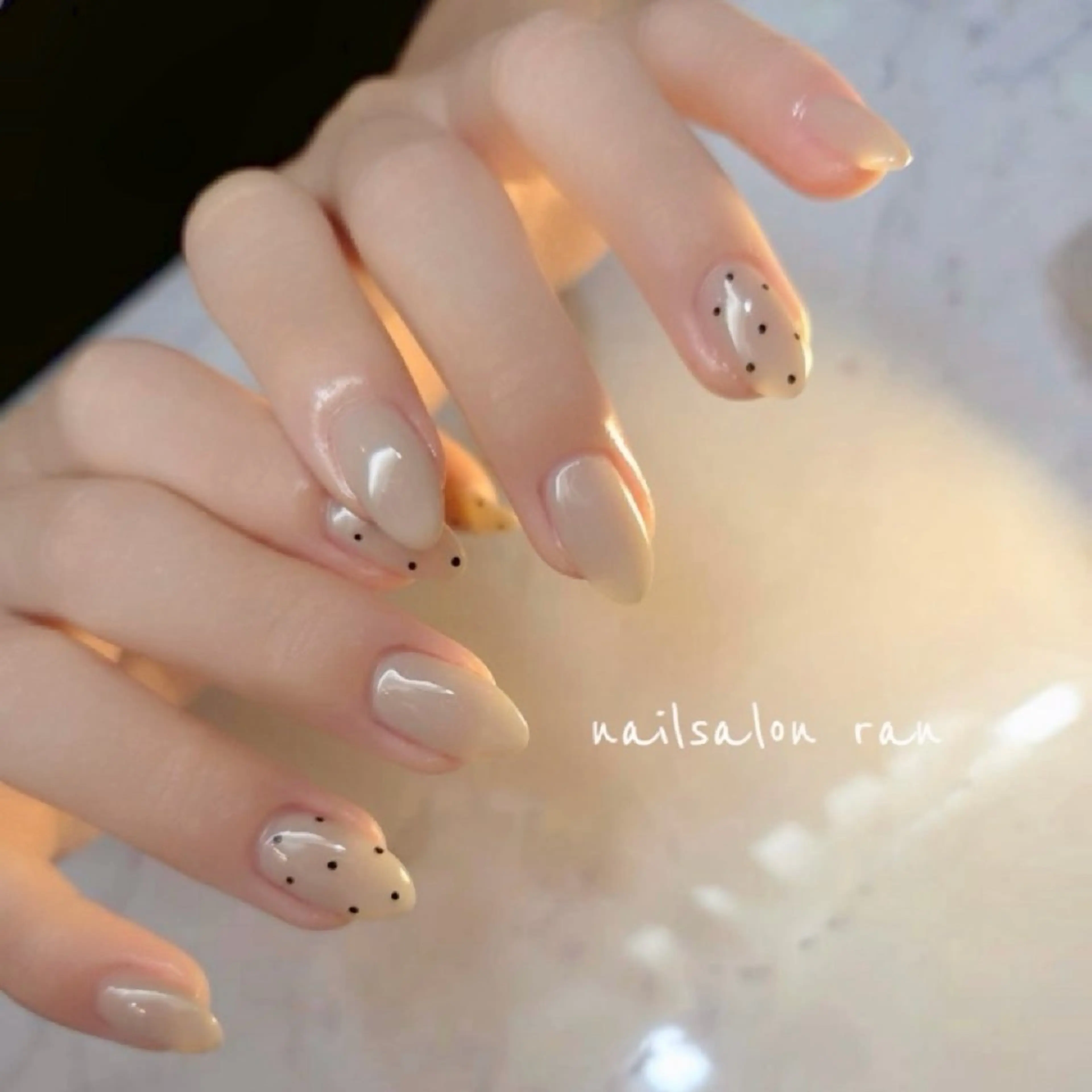 ネイル ドット ハンドネイル ハンドケア nailsalon ranのネイルデザイン