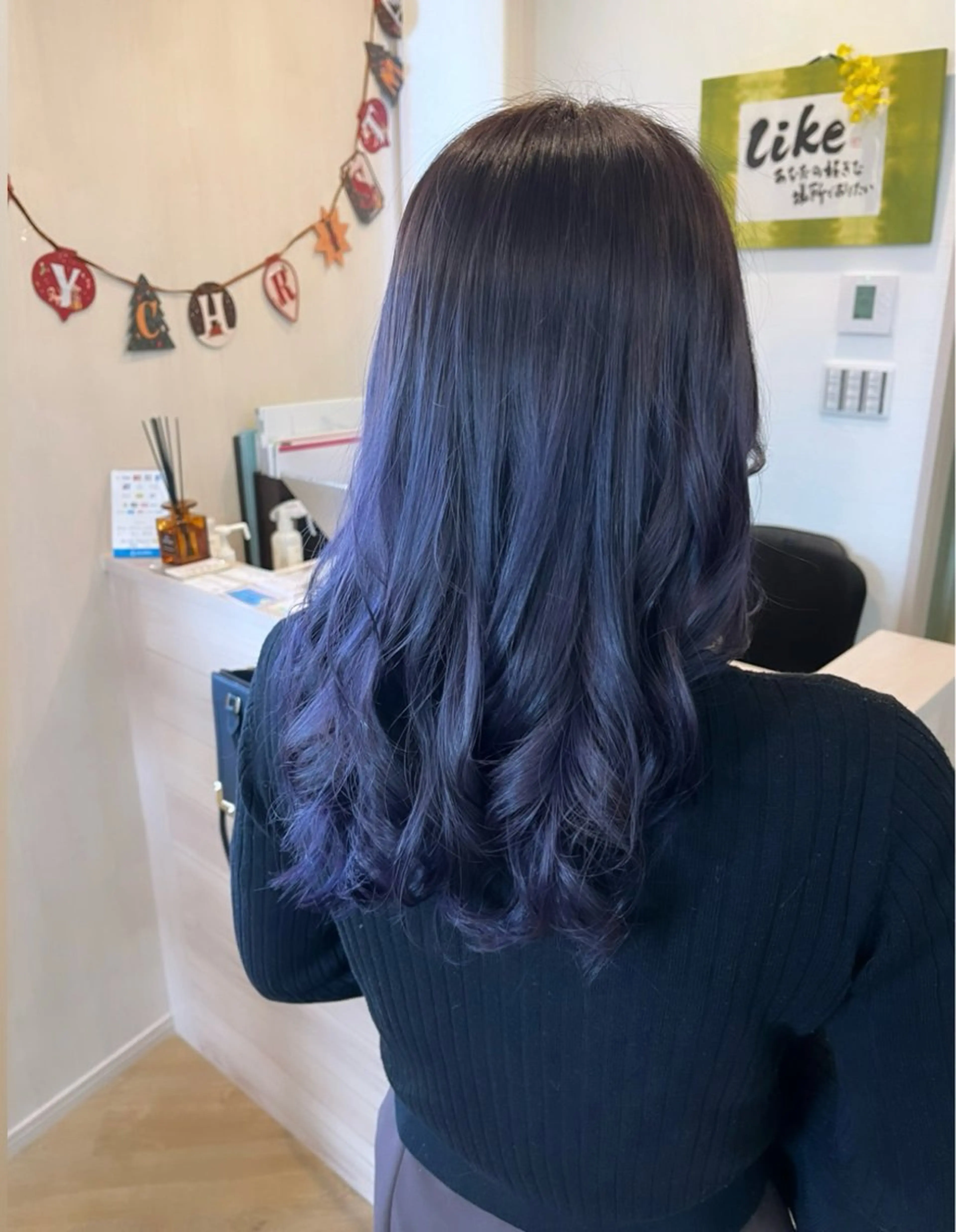 セミロング カラー ヘアアレンジ ヘアカラー トリートメント like みやびのヘアスタイル