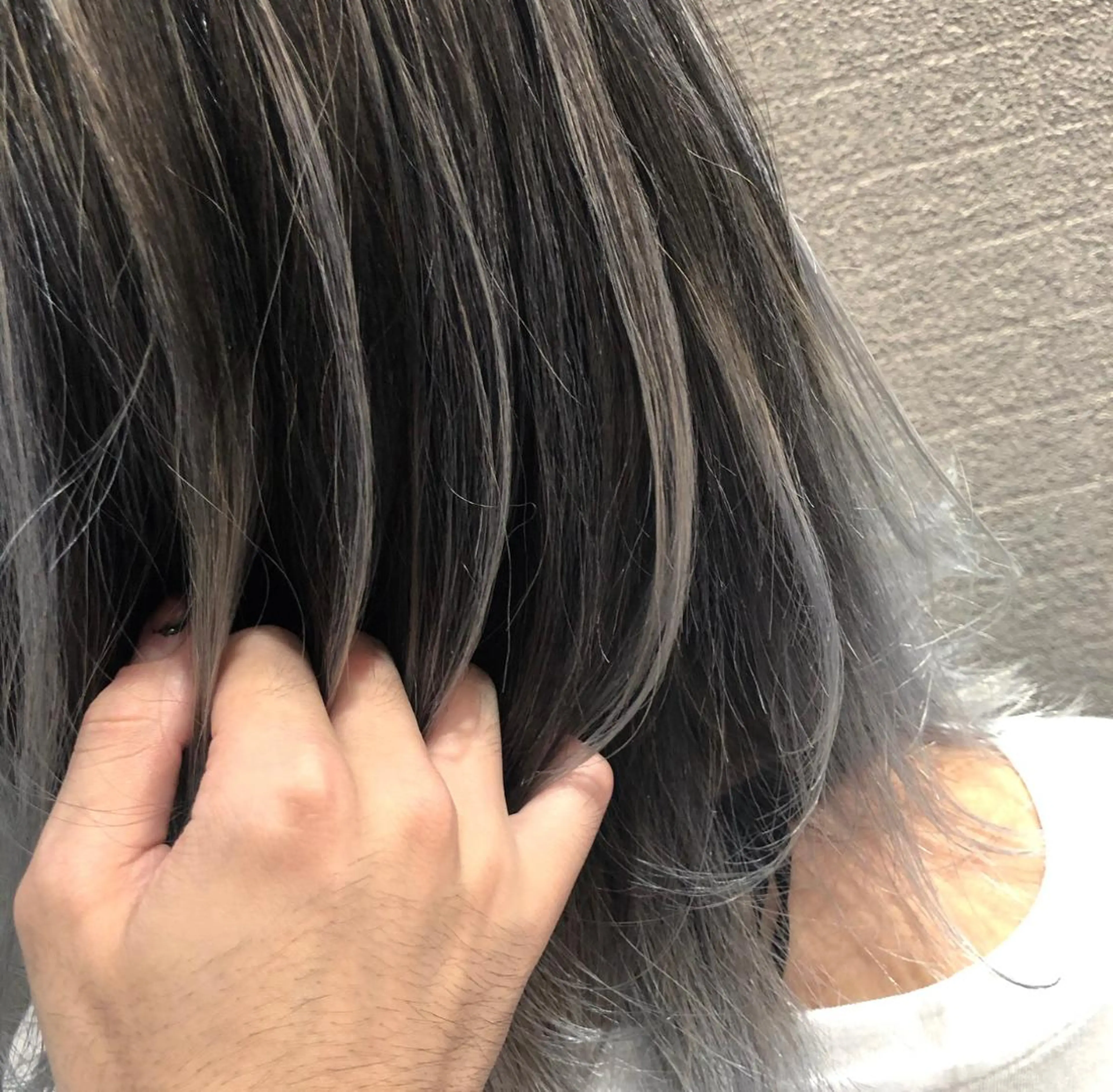 ショート カラー ヘアアレンジ バレイヤージュ デザインカラー ハイライトカラー ハイライト レイヤーカット アンドウ ユウ/ レイヤーカット/韓国のヘアスタイル
