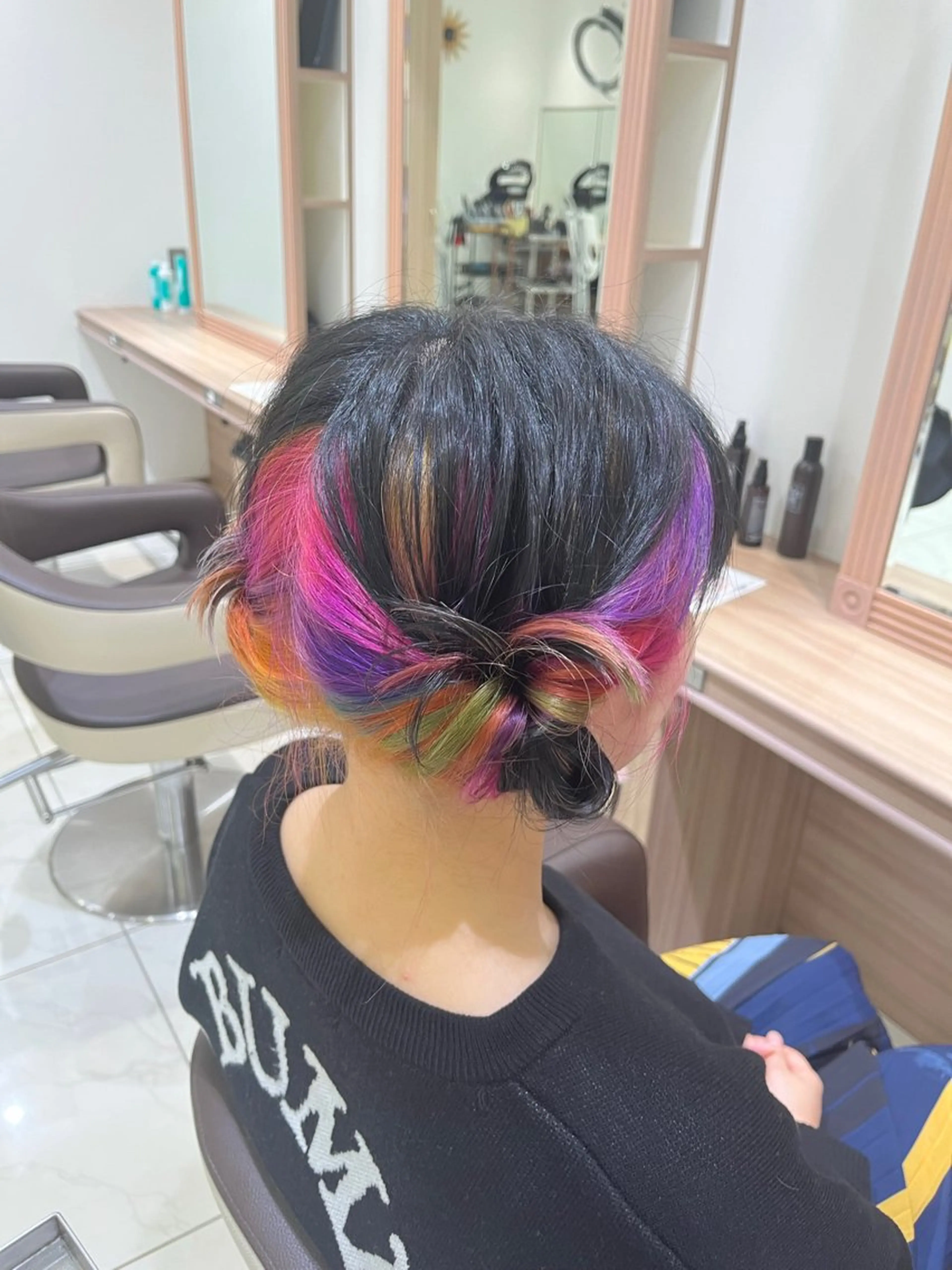 ミディアム カラー ヘアカラー 前髪縮毛矯正 高野開弦ハイトーンのヘアスタイル