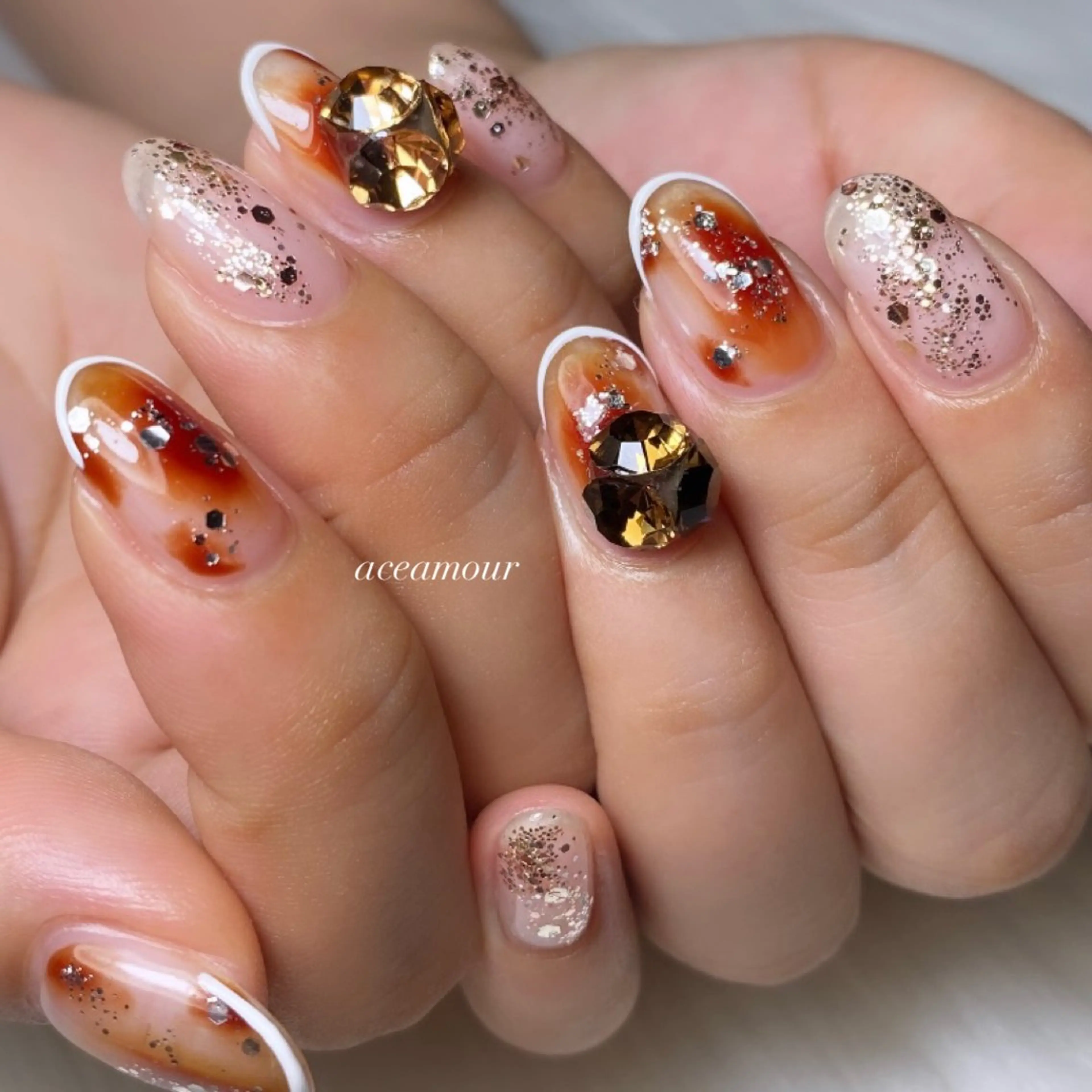 ネイル べっ甲ネイル ニュアンスネイル ネイル/耳つぼ /新ホワイトニングのネイルデザイン